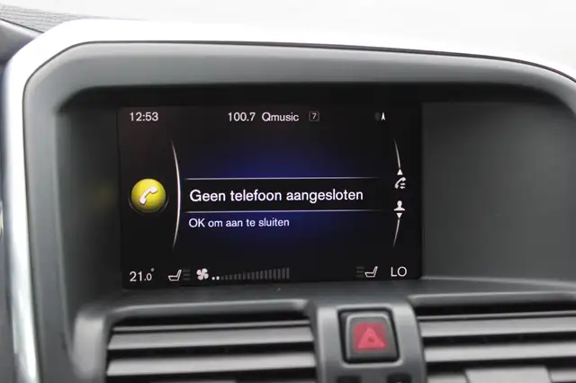 Volvo XC60 view 25