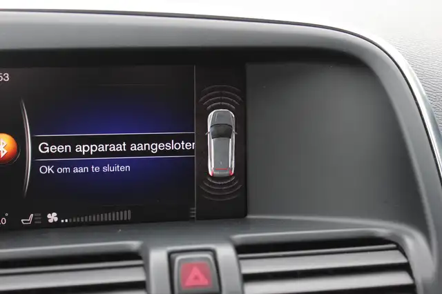 Volvo XC60 view 27