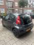 Peugeot 107 1.0-12V Urban Move 5-deurs uit 2010 in grijs Grijs - thumbnail 5