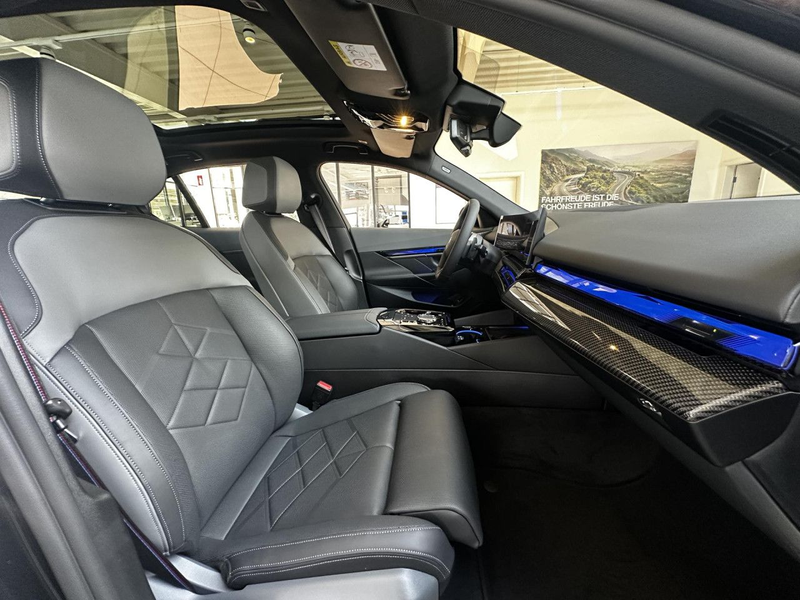 BMW 540 d xD. M Sport Pro ACC HUD PanoD. Bowers 21" LED — photo 11