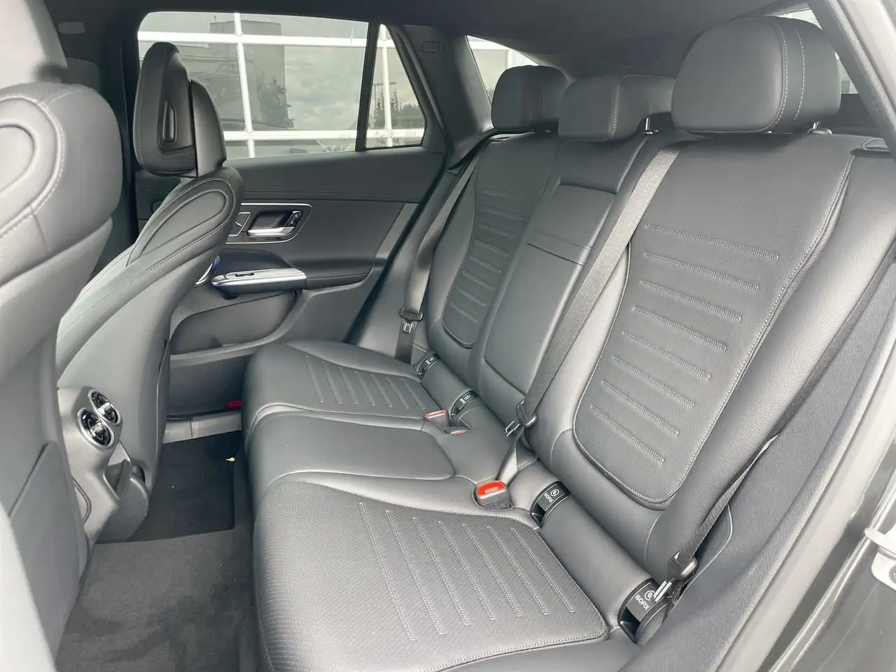 Mercedes-Benz GLC fotografie Mercedes-Benz GLC