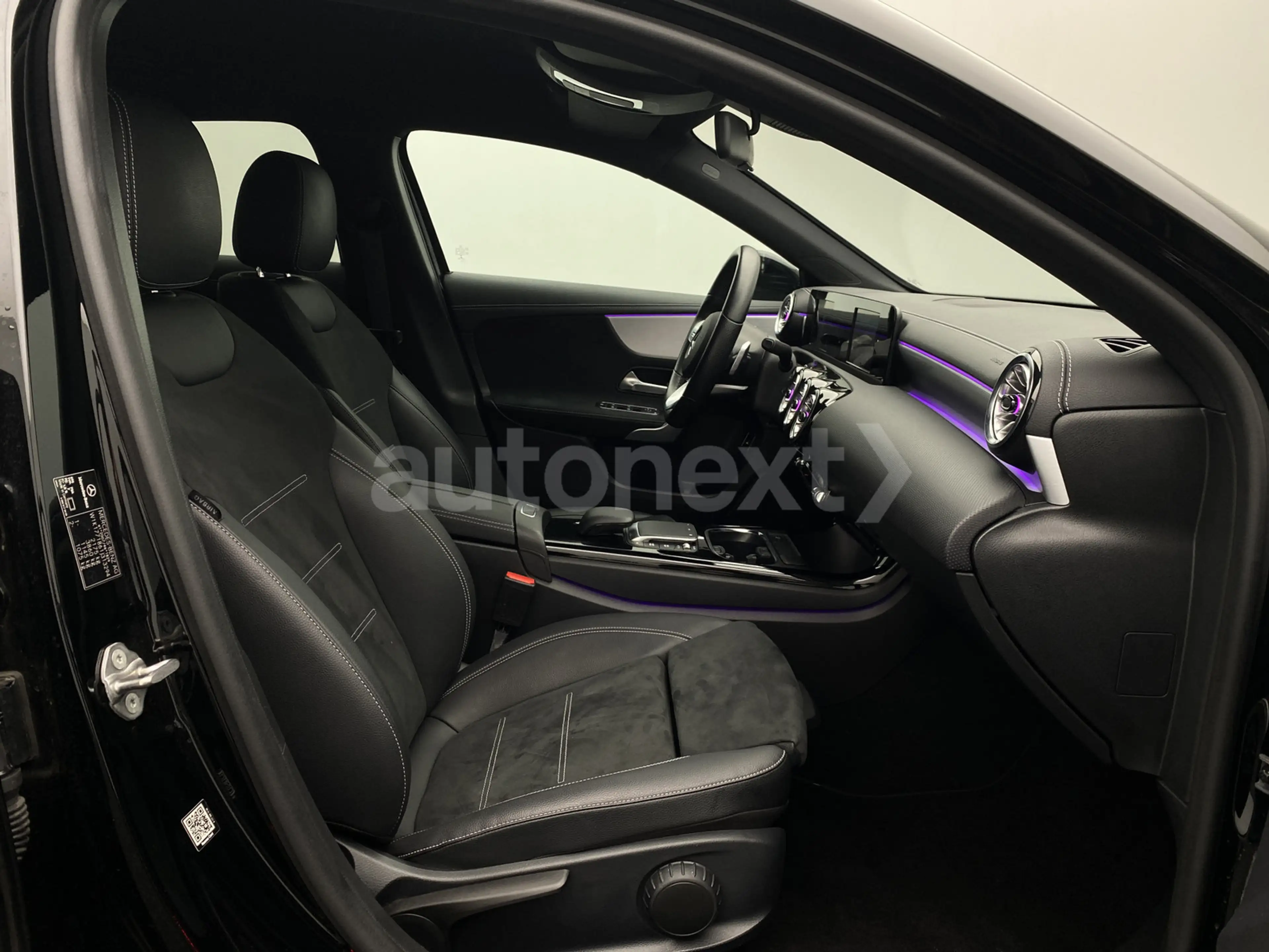 Mercedes-Benz A 250 e Limo *2x AMG Line+Night* Edition 2020 (3294) — photo 14