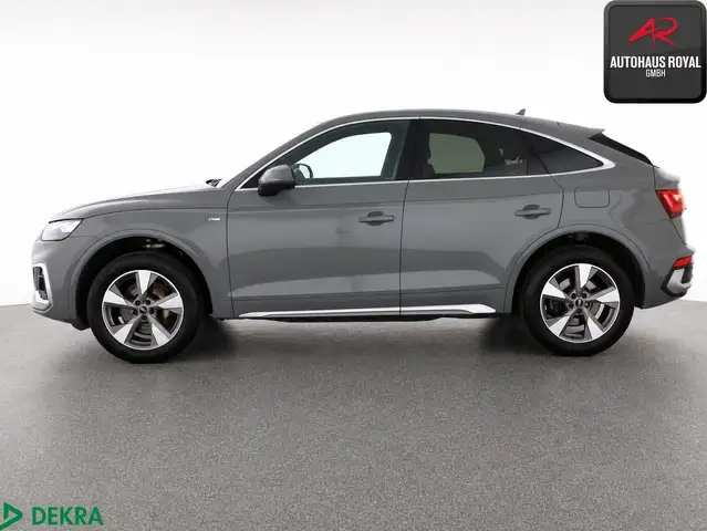 Audi Q5 view 2