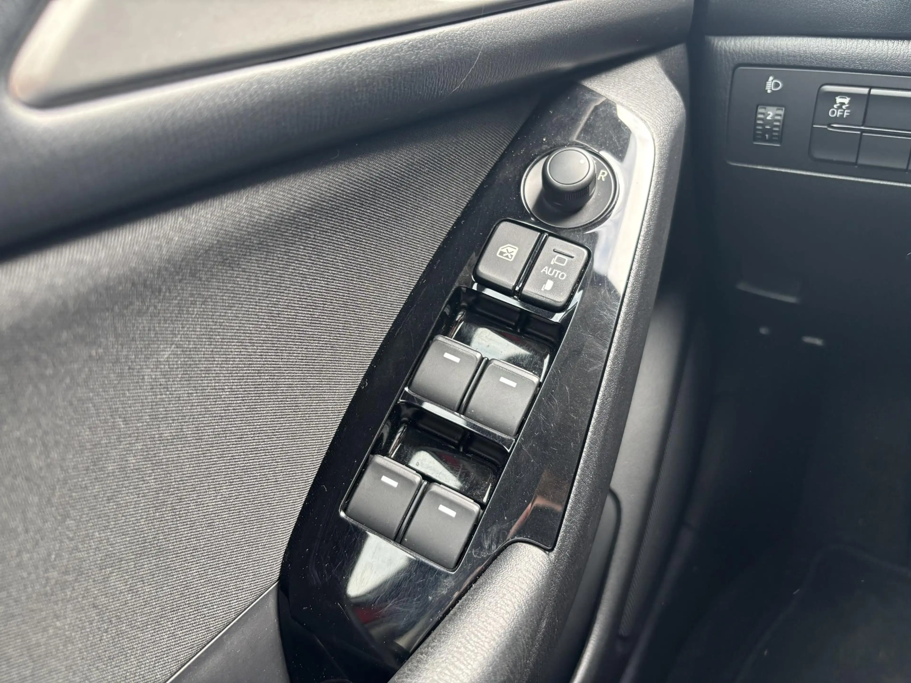 Mazda 3 2.0 SkyActiv-G 120 TS Automaat, Trekhaak, Navi, De — photo 17