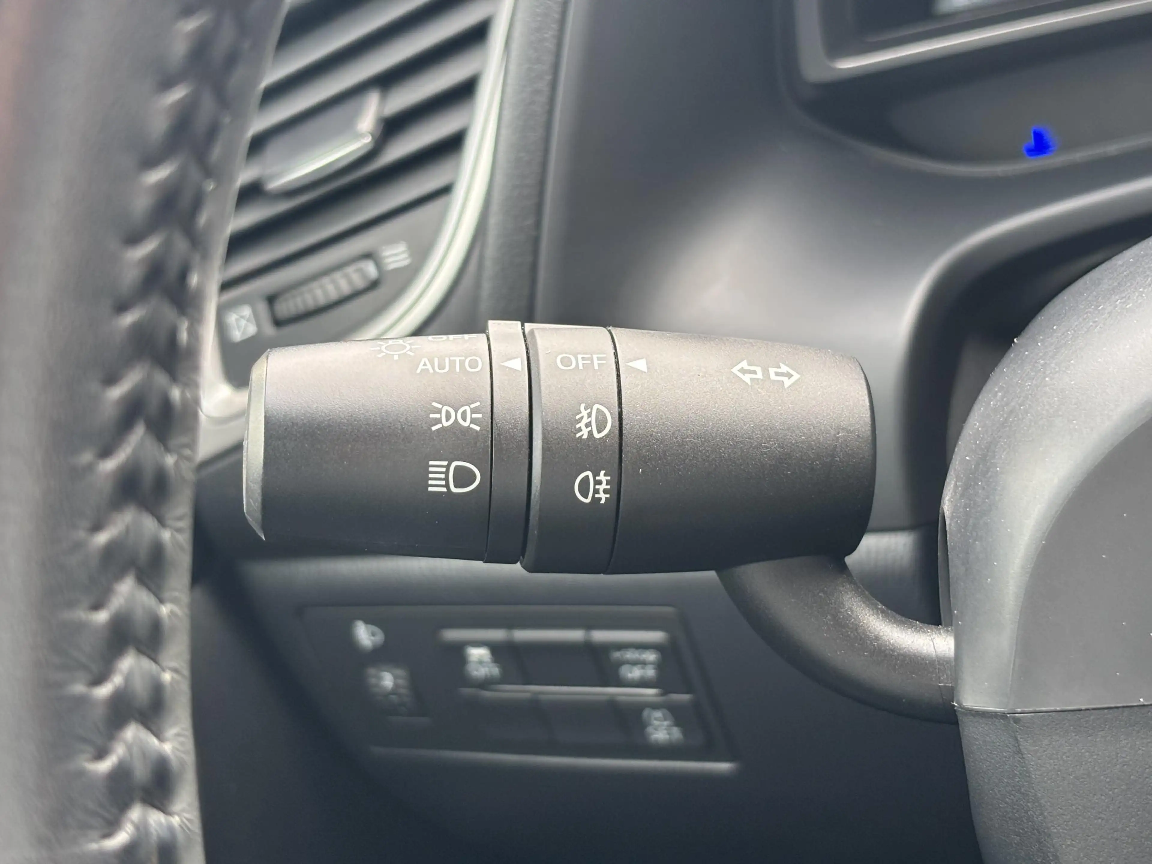Mazda 3 2.0 SkyActiv-G 120 TS Automaat, Trekhaak, Navi, De — photo 19