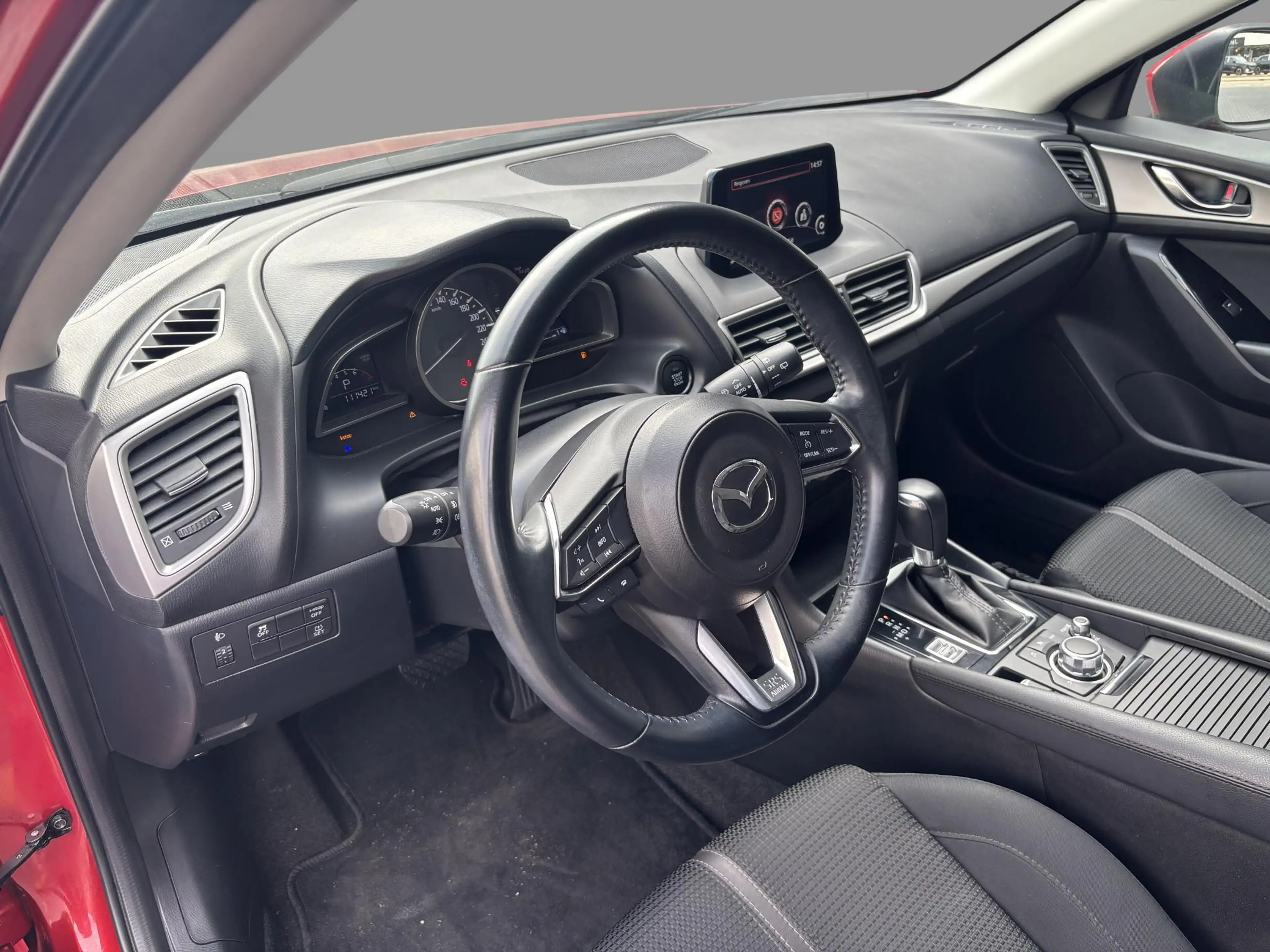 Mazda 3 2.0 SkyActiv-G 120 TS Automaat, Trekhaak, Navi, De — photo 9