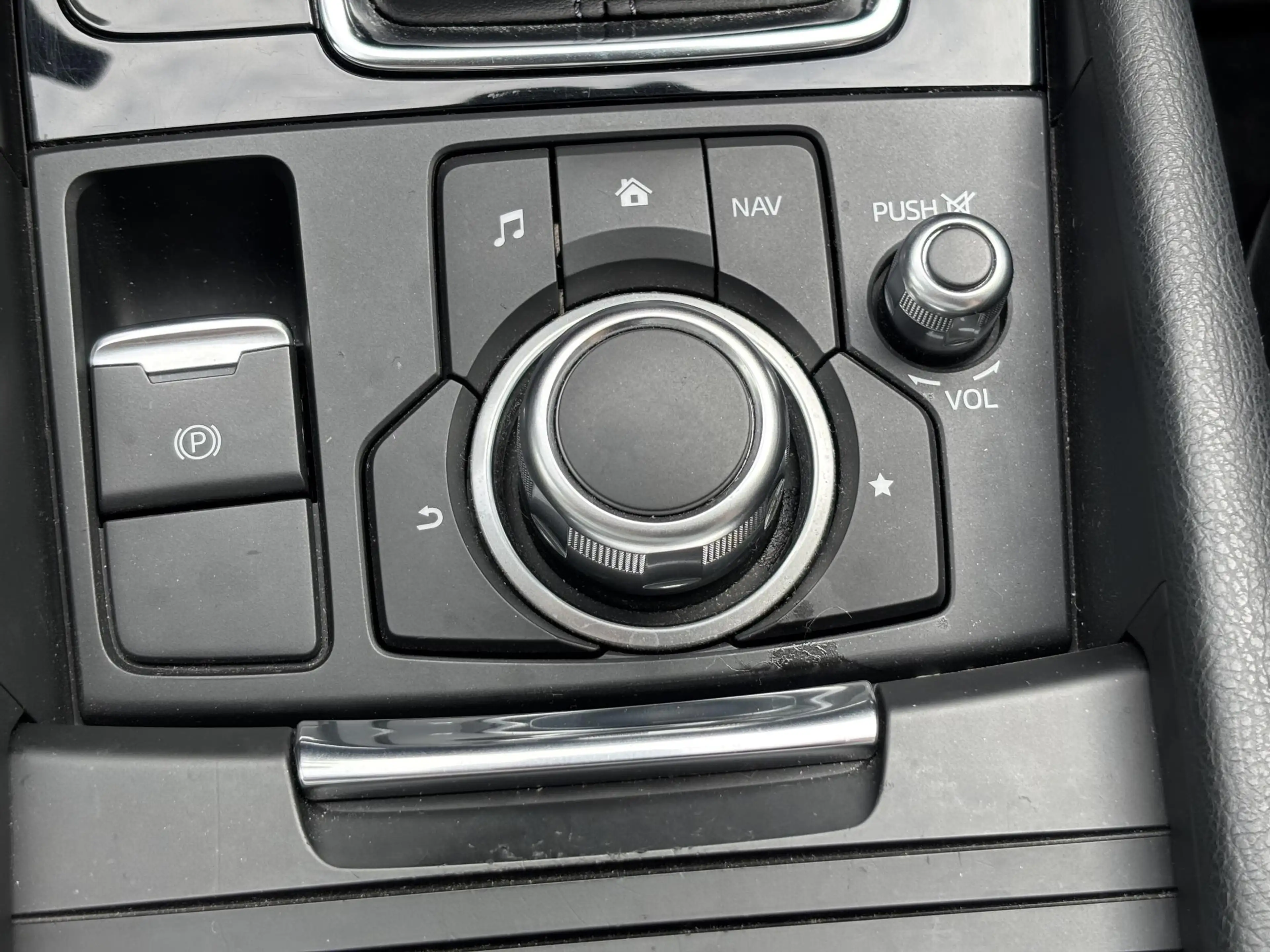 Mazda 3 2.0 SkyActiv-G 120 TS Automaat, Trekhaak, Navi, De — photo 24