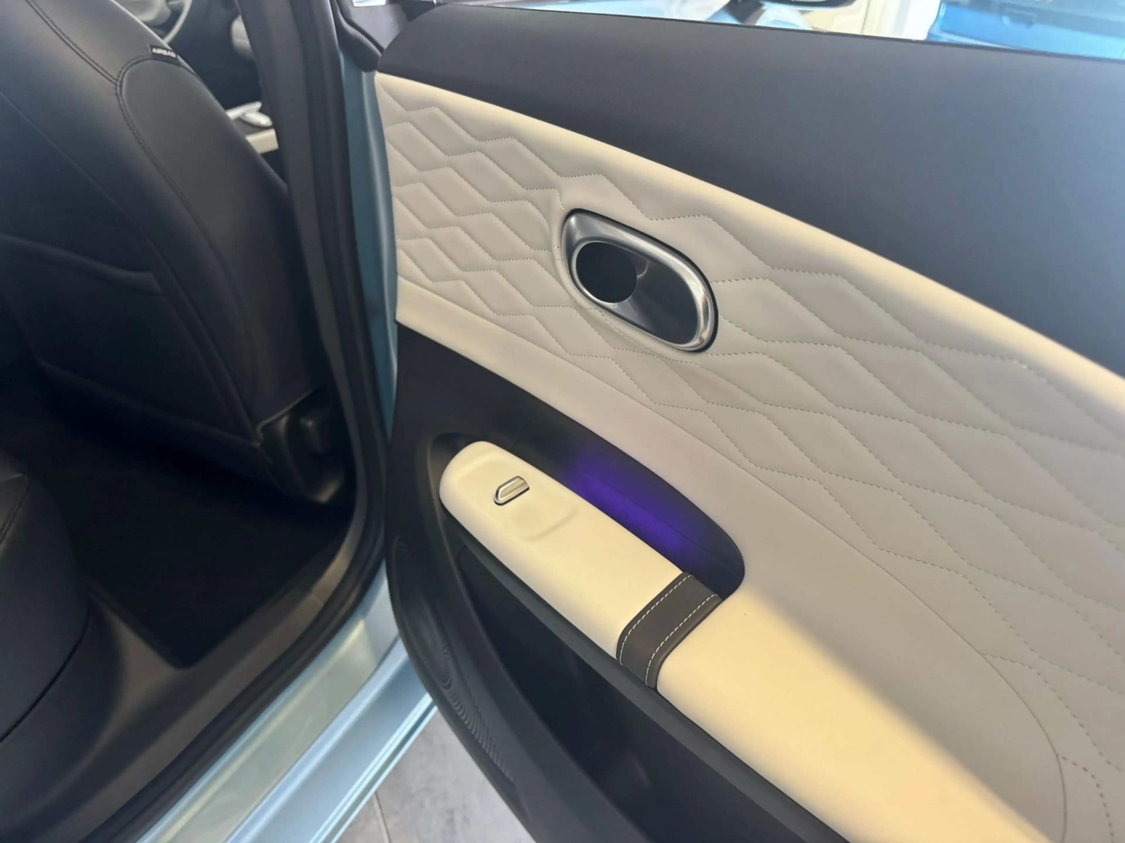 Dongfeng Box 42,3 Premium Edition MOMENTEEL ACTIE: €1.500 INRUI — photo 15
