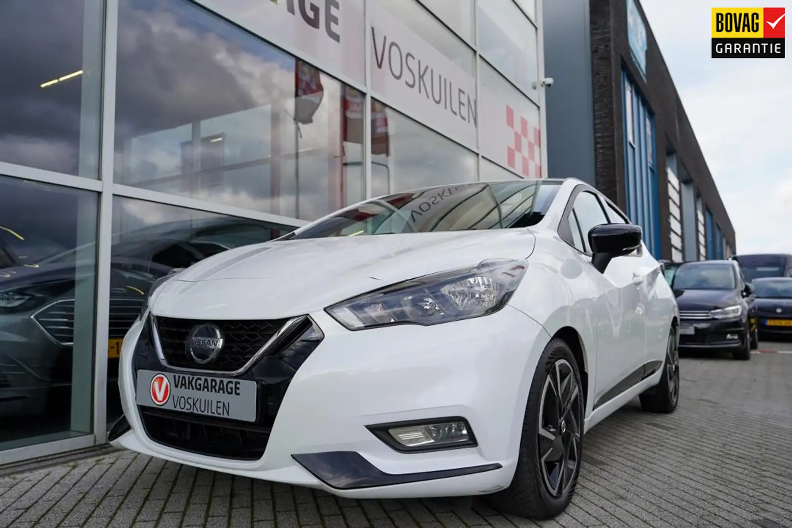Nissan Micra 1.0 IG-T N- Design Automaat White - 1