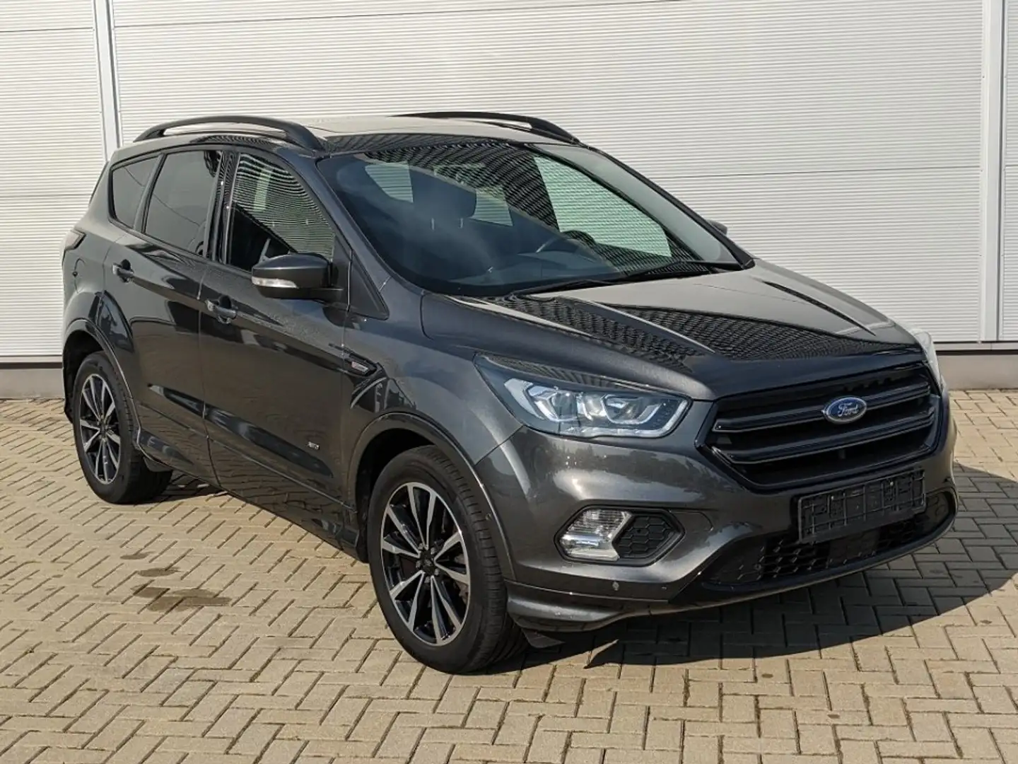 Ford Kuga 2.0l TDCi DPF ST-Line 4x4 Teilleder Panoramadach Grijs - 2