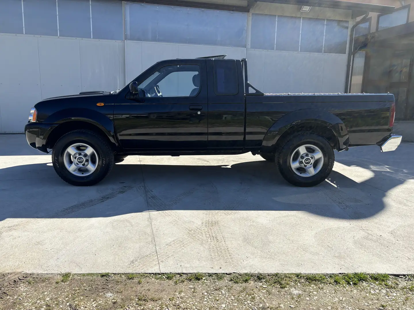Nissan Navara king cab - 2