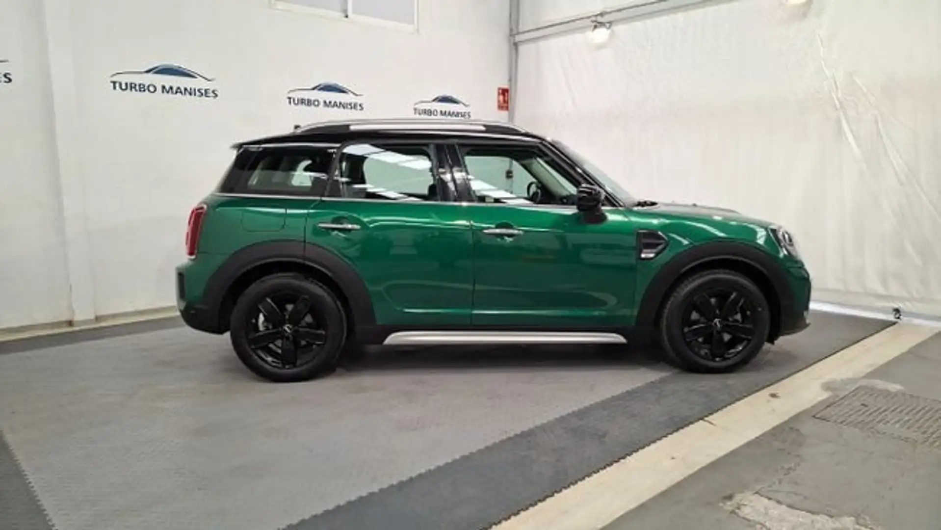MINI Cooper Countryman Vert - 2