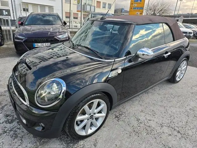 MINI Cooper S Cabrio Highgate 1,6 135kW NAVI