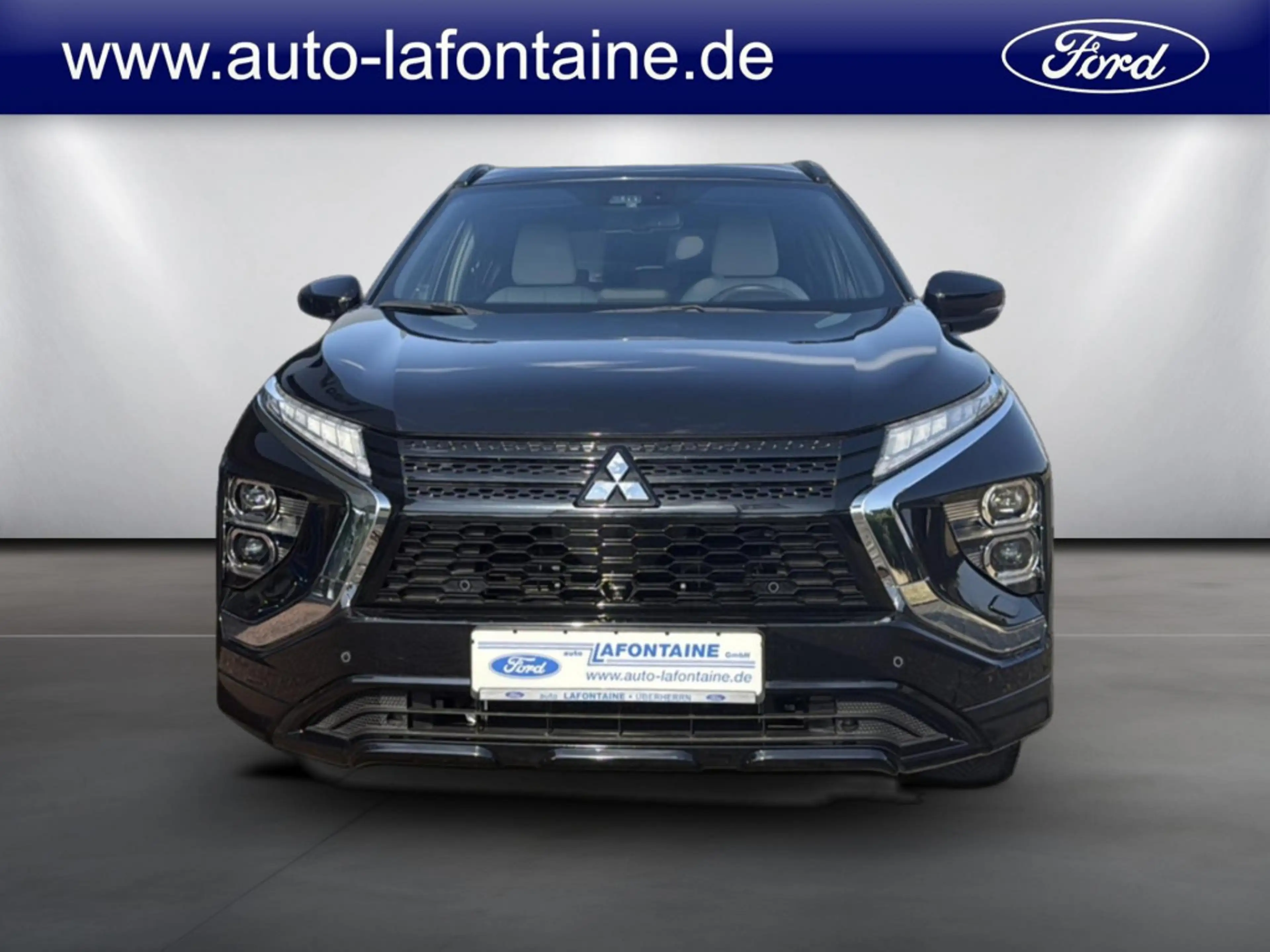 Mitsubishi Eclipse Cross 2.4 Top Hybrid 4WD STANDHZ LED — photo 7
