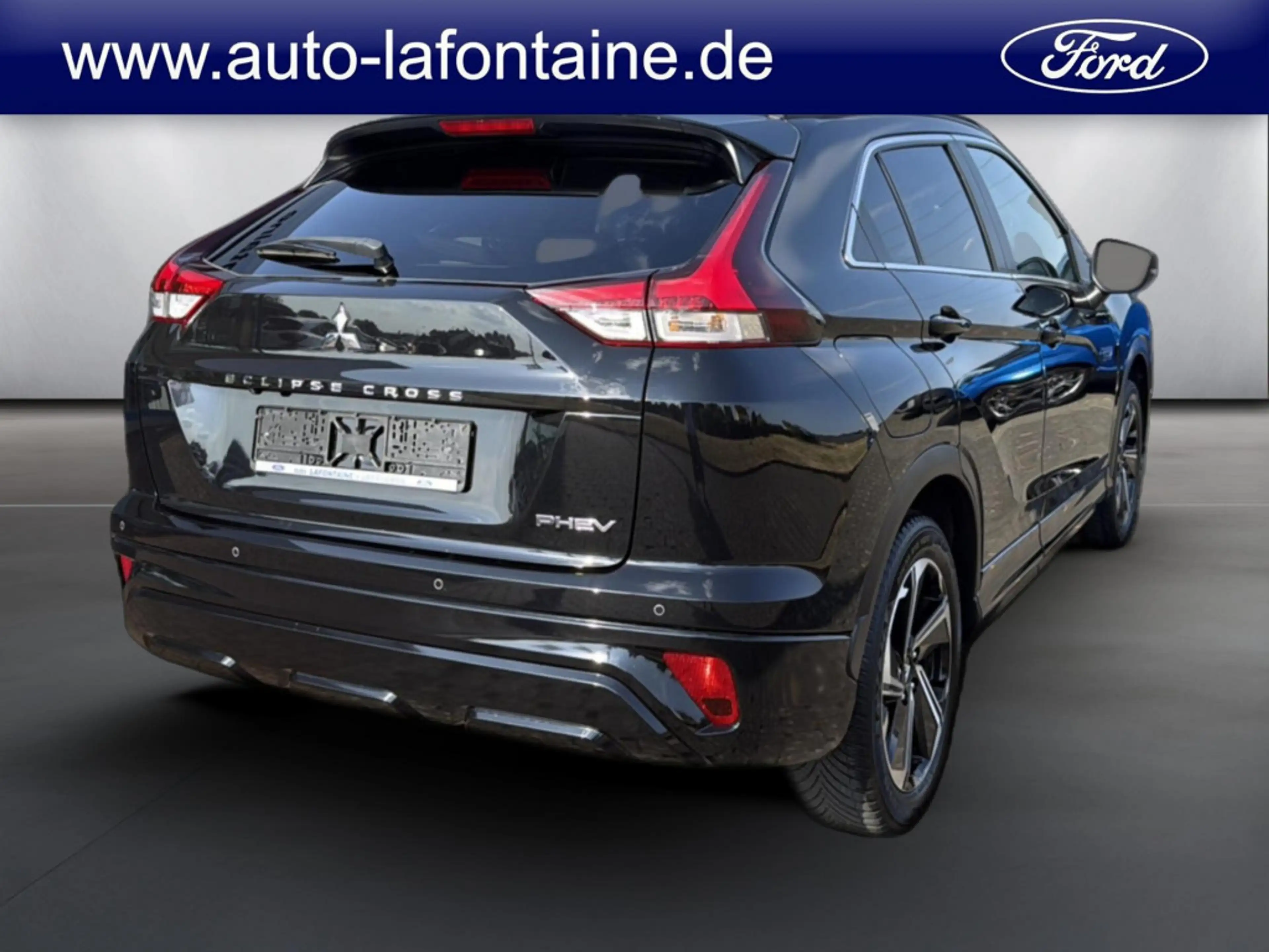 Mitsubishi Eclipse Cross 2.4 Top Hybrid 4WD STANDHZ LED — photo 4