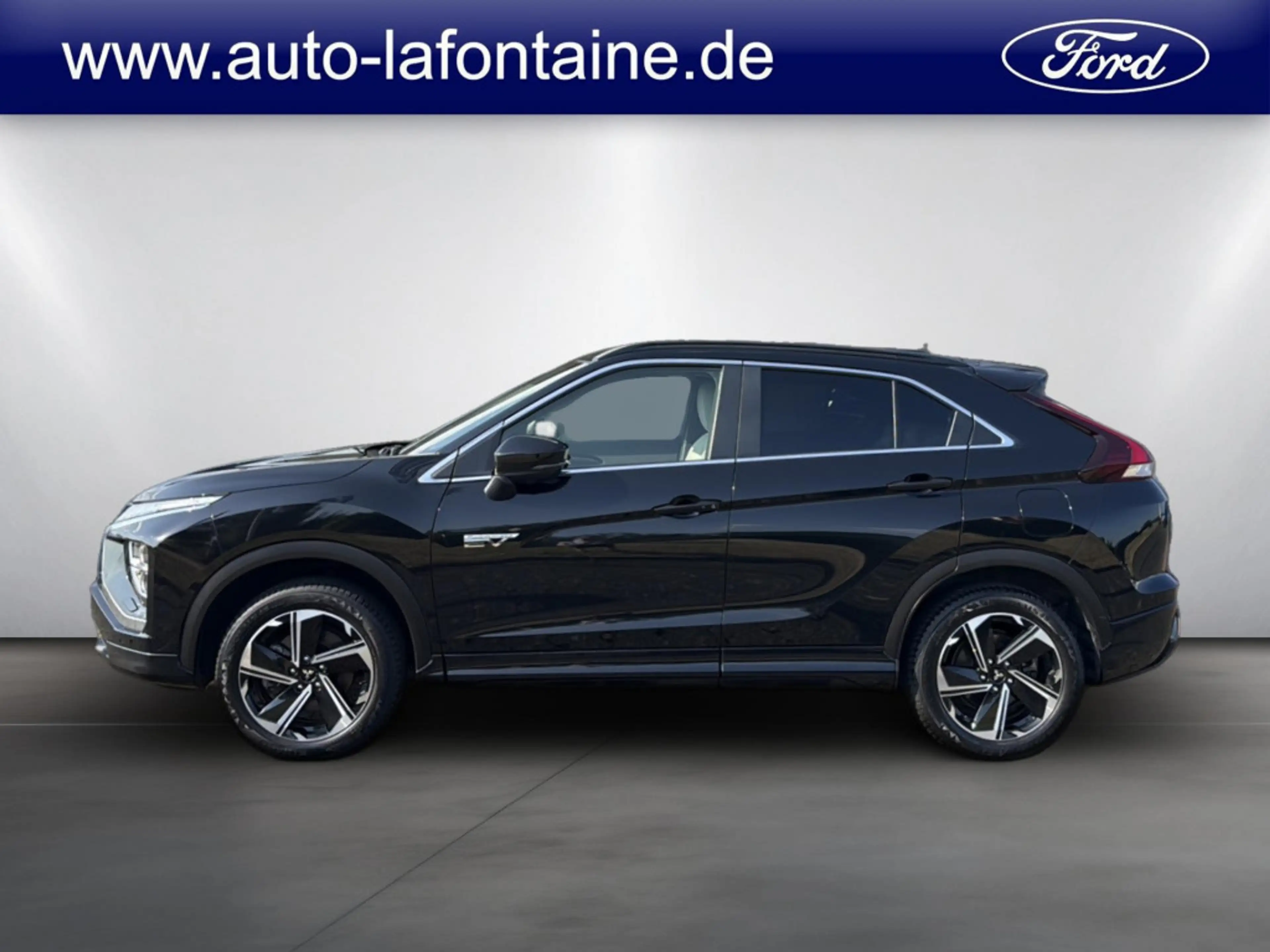 Mitsubishi Eclipse Cross 2.4 Top Hybrid 4WD STANDHZ LED — photo 9