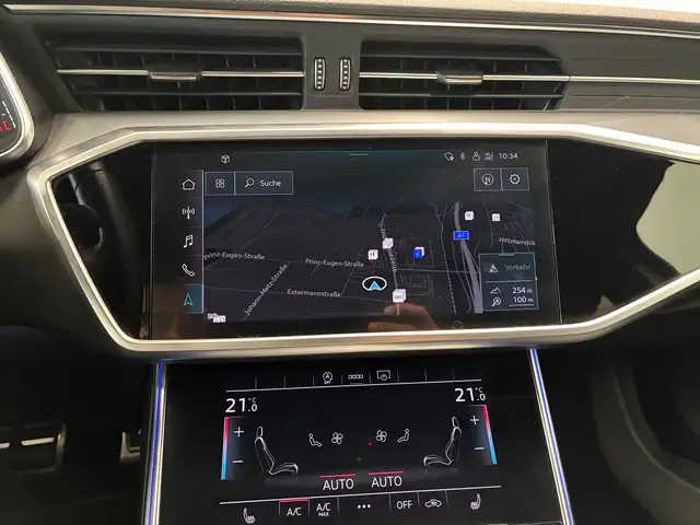 Audi A6 Avant view 5
