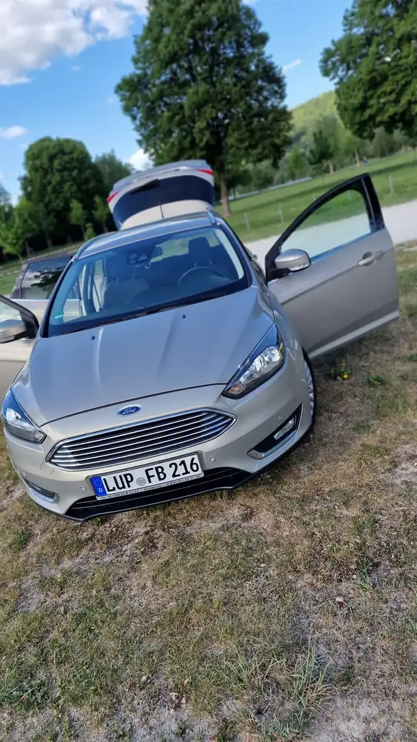 Ford Focus Focus Turnier 1.0 EcoBoost Start-Stopp-System Tita Beige - 1