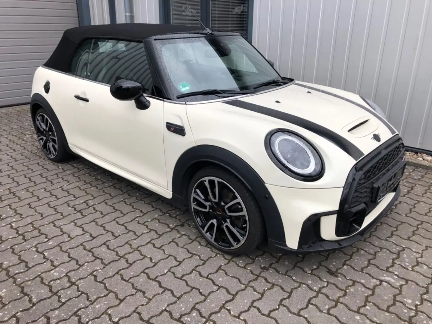 MINI Cooper S Cabrio Cabrio Cooper S John Cooper Works Trim Bílá - 1