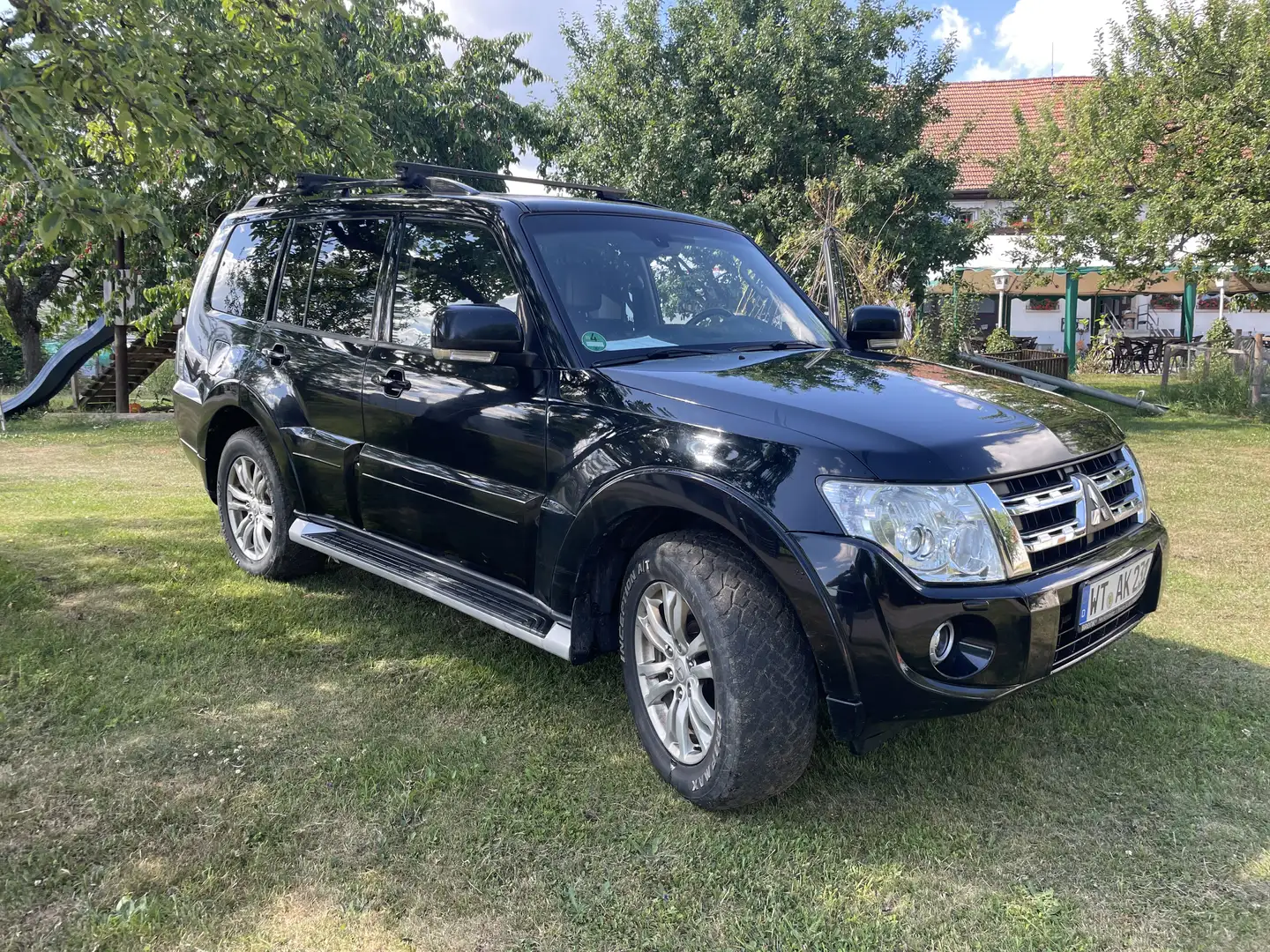 Mitsubishi Pajero 3.2 DI-D Instyle (5-trg.) Anhängerkupplung 3,5 t Noir - 1
