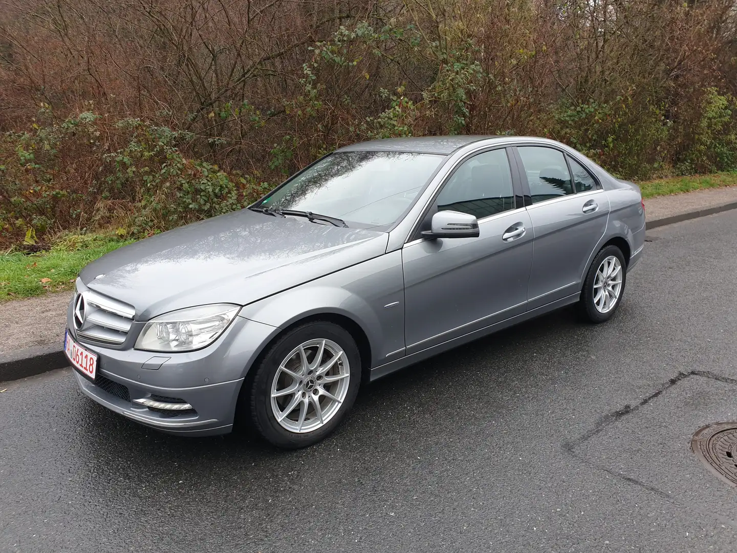 Mercedes-Benz C 180 C-Klasse CGI Automatik BlueEFFICIENCY Avantgarde Silber - 1