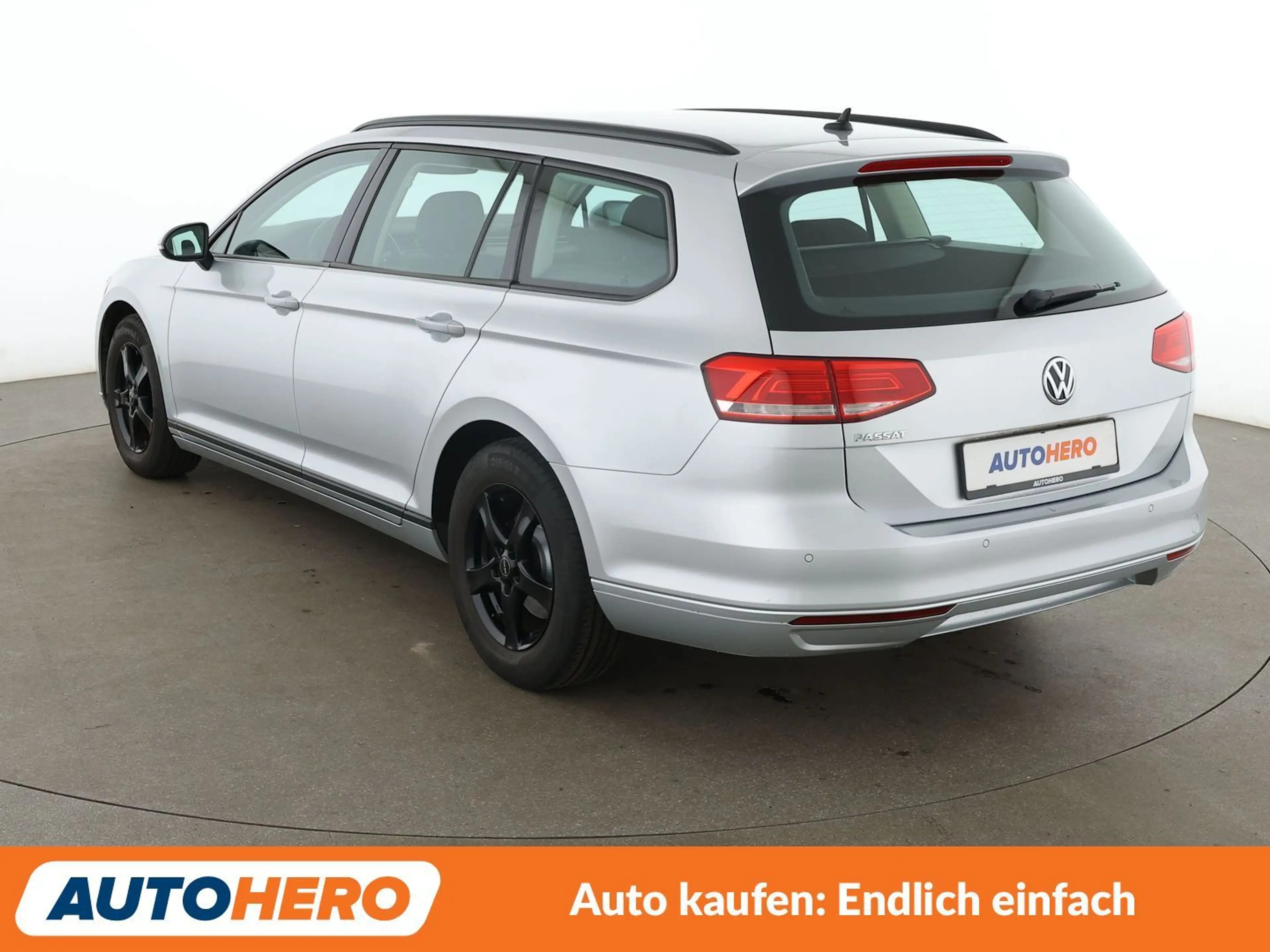 Volkswagen Passat 1.4 TSI Trendline BMT*NAVI*LED*TEMPO*PDC* — photo 4