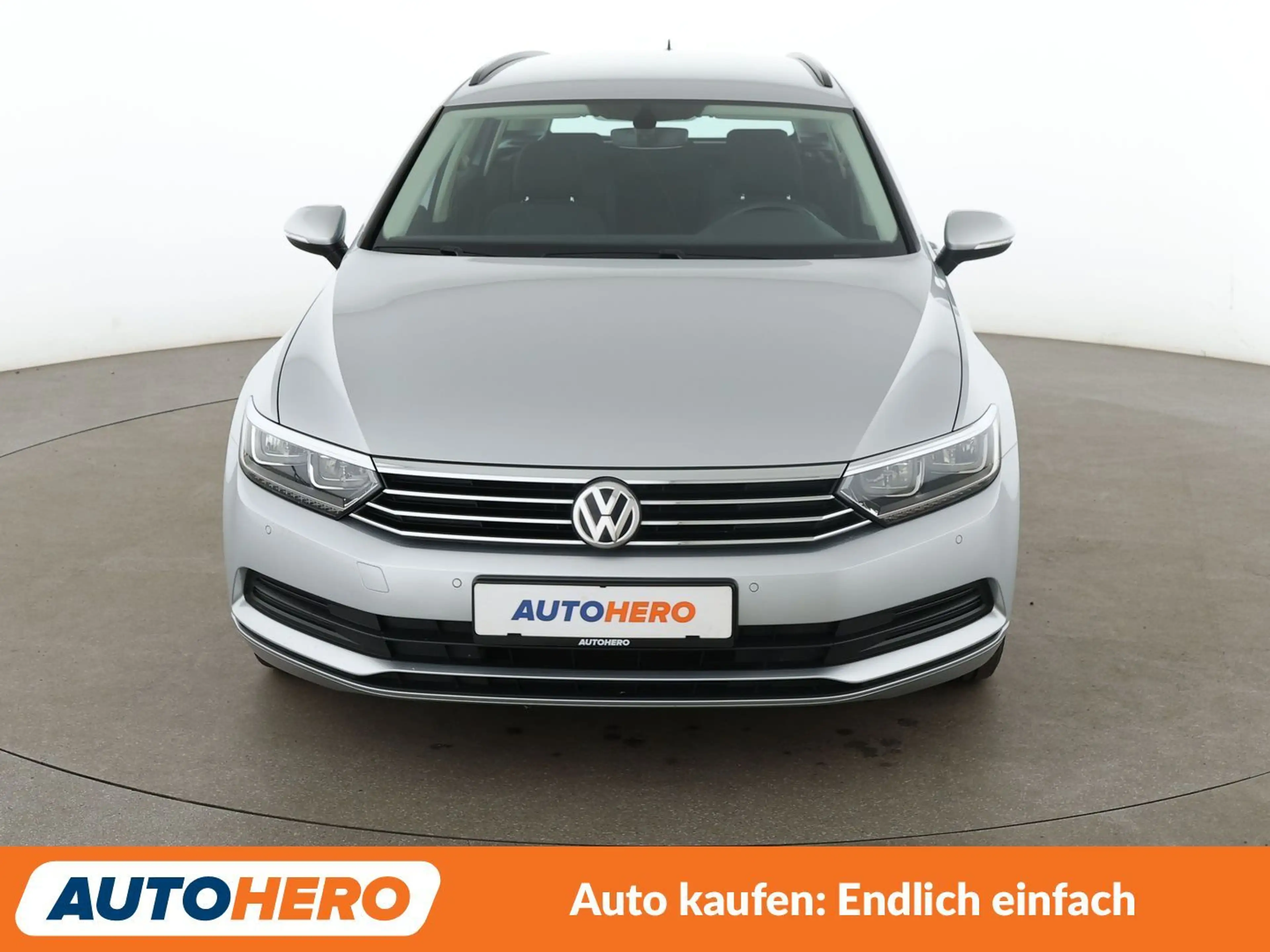 Volkswagen Passat 1.4 TSI Trendline BMT*NAVI*LED*TEMPO*PDC* — photo 9