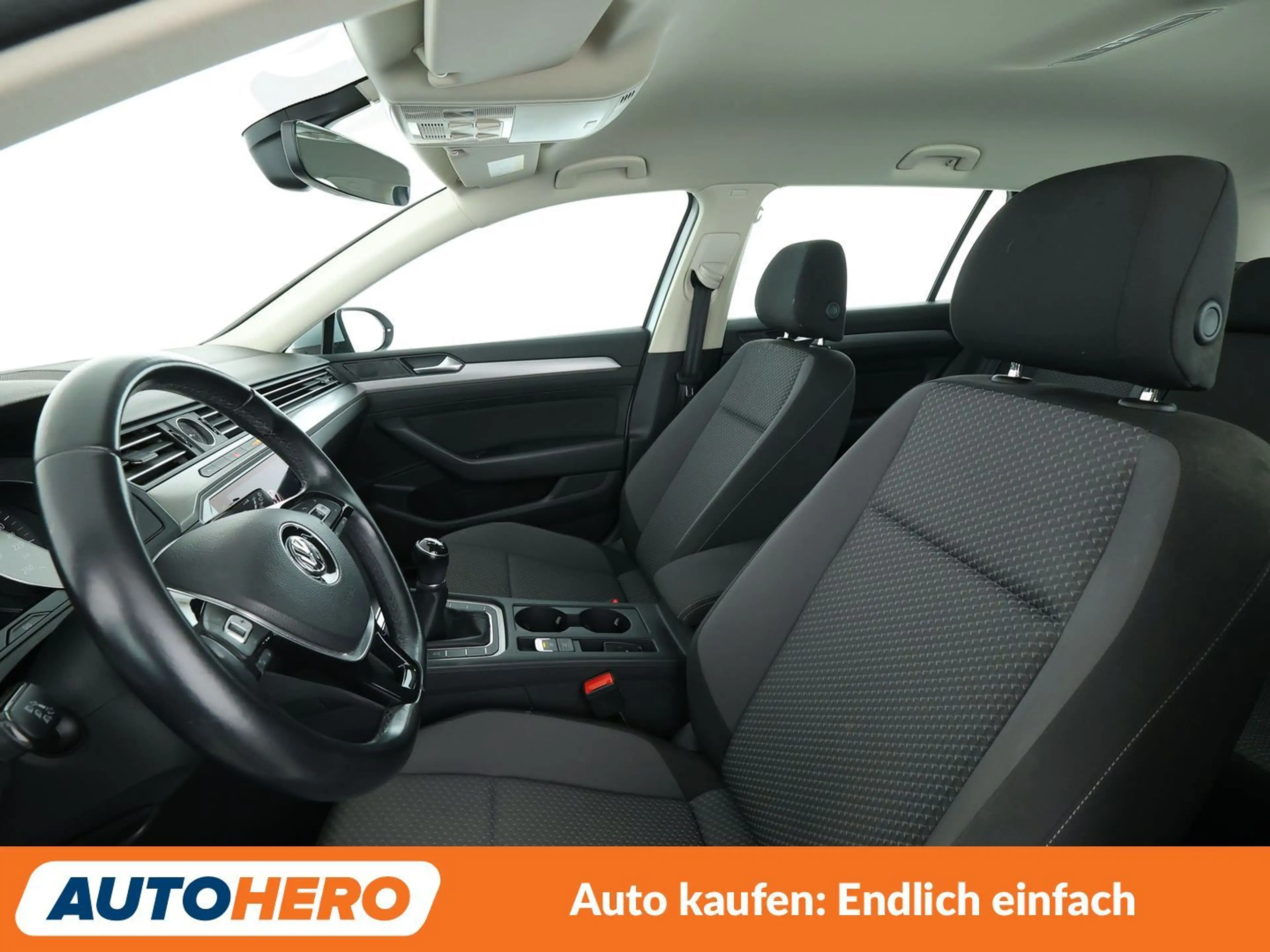 Volkswagen Passat 1.4 TSI Trendline BMT*NAVI*LED*TEMPO*PDC* — photo 10