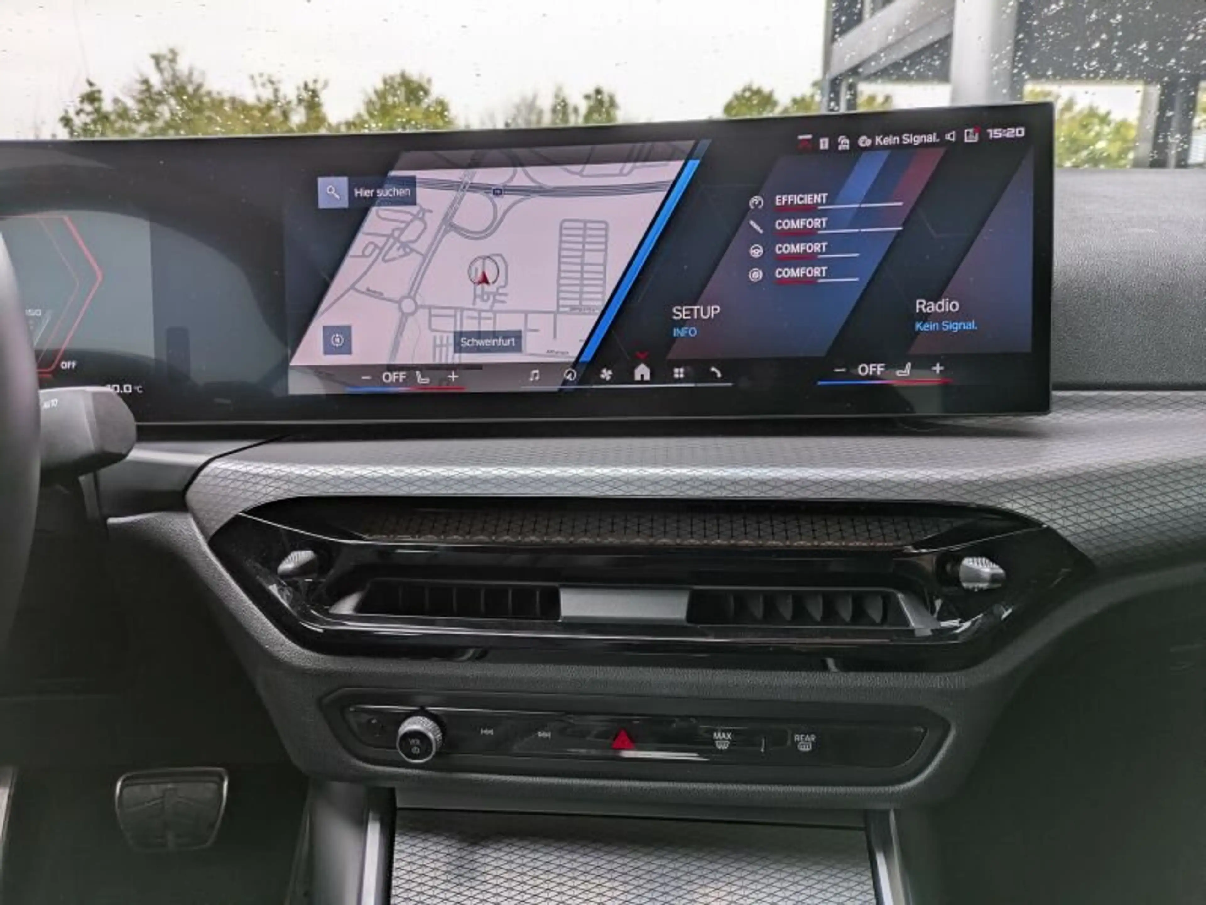 BMW M4 Competition Cabrio mit M xDrive Nackenwärmer — photo 9