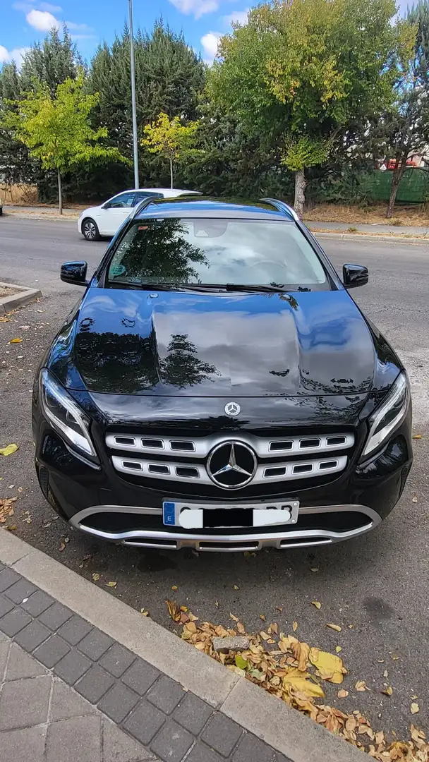 Mercedes-Benz GLA 180 GLA 180 7G-DCT Negro - 1