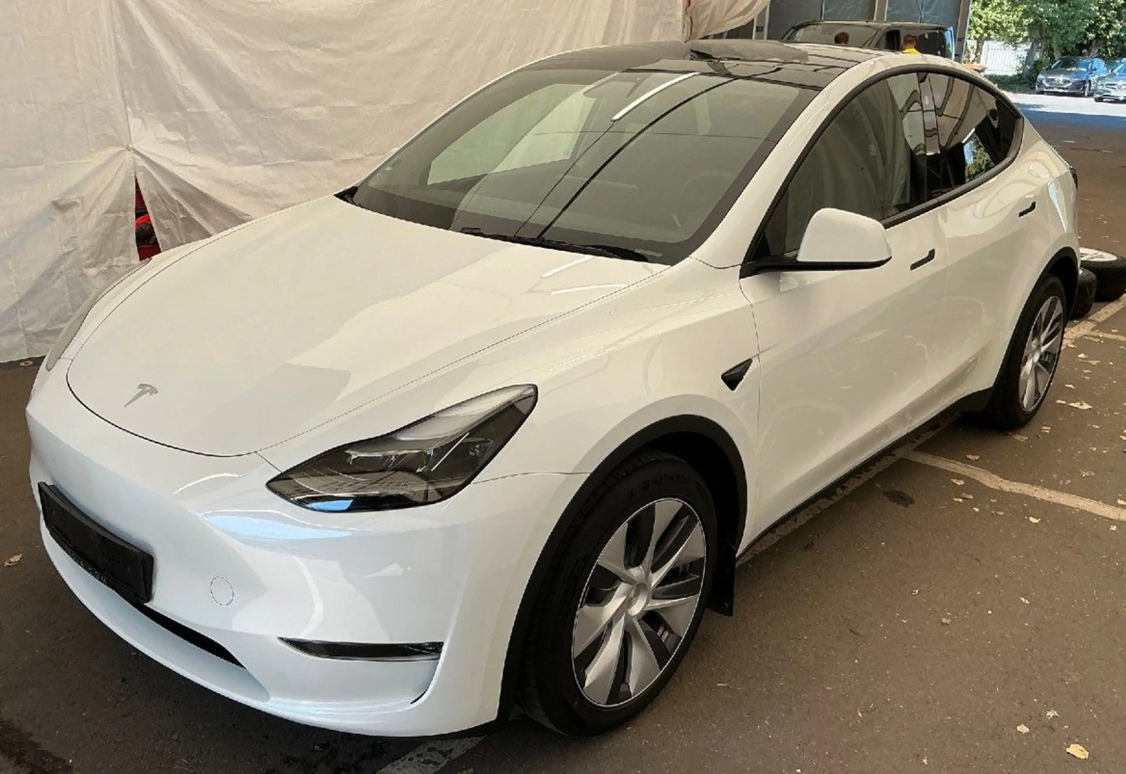Tesla Model Y Long Range Dual Motor AWD LED Navi WP