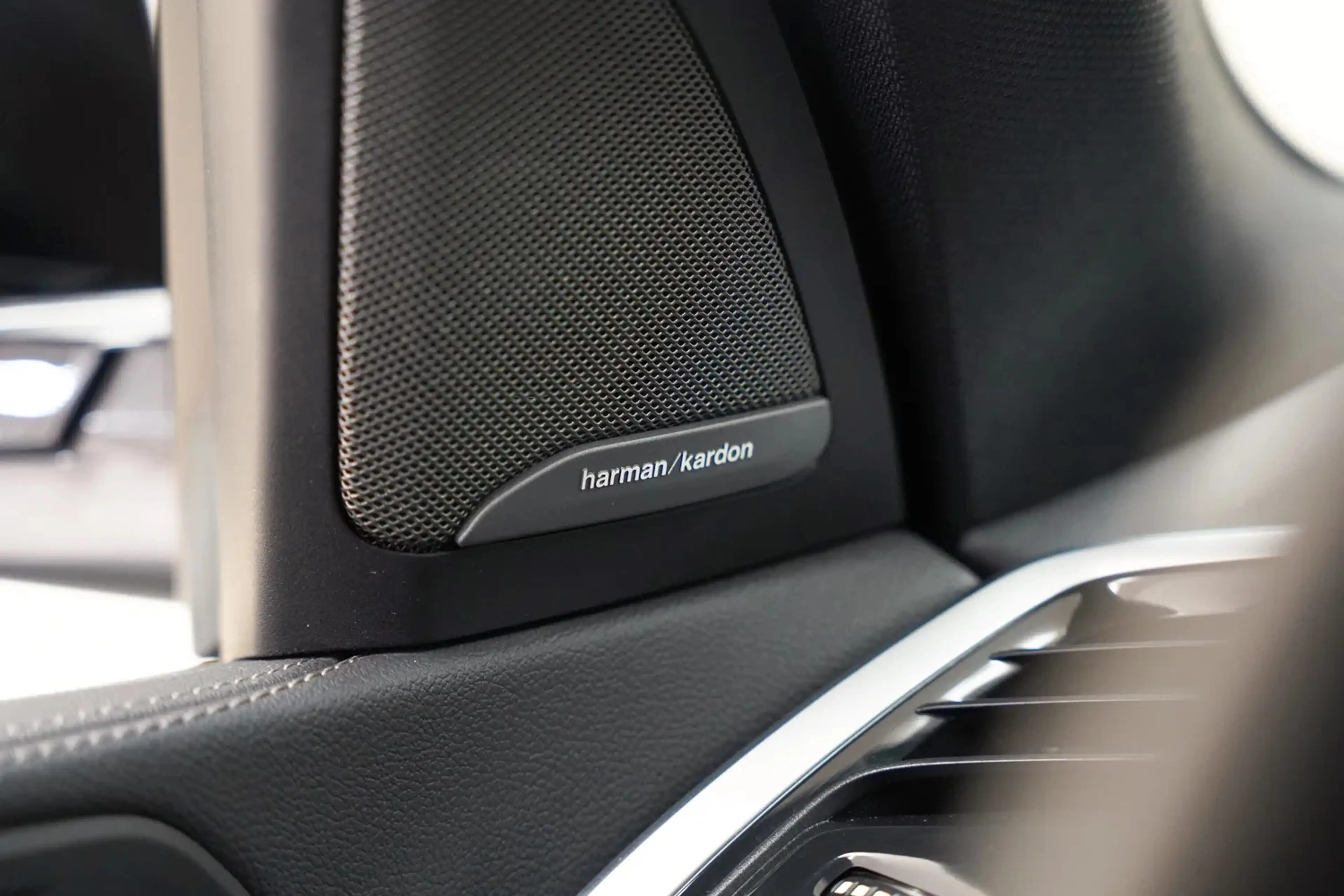 BMW X5 xDrive45e M Sport High Executive [ Panorama Trekha — photo 10