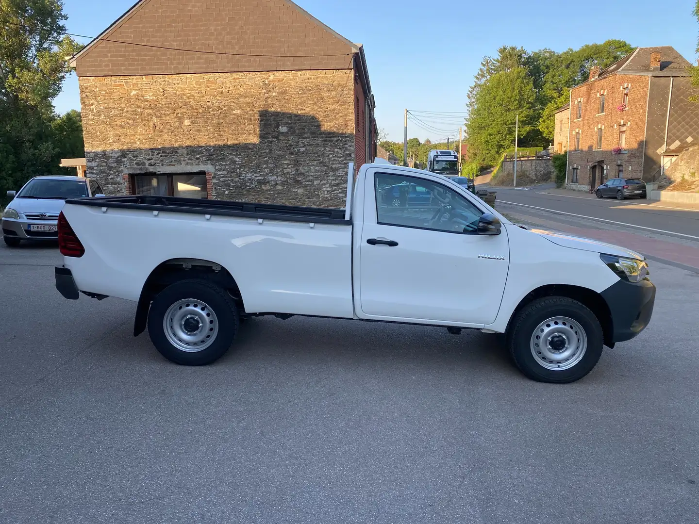 Toyota Hilux 2.4 D-4D M/T Simple Cabine 4x4 Active Blanc - 2