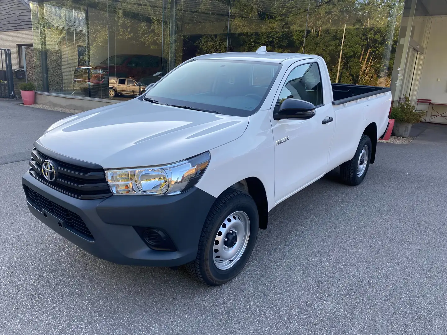 Toyota Hilux 2.4 D-4D M/T Simple Cabine 4x4 Active Blanc - 1