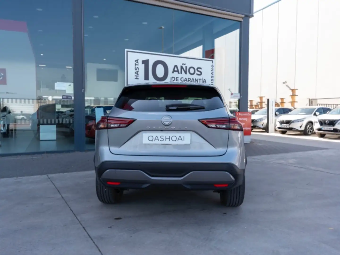 Nissan Qashqai 1.3 DIG-T mHEV 12V N-Connecta 4x2 103kW Zilver - 2