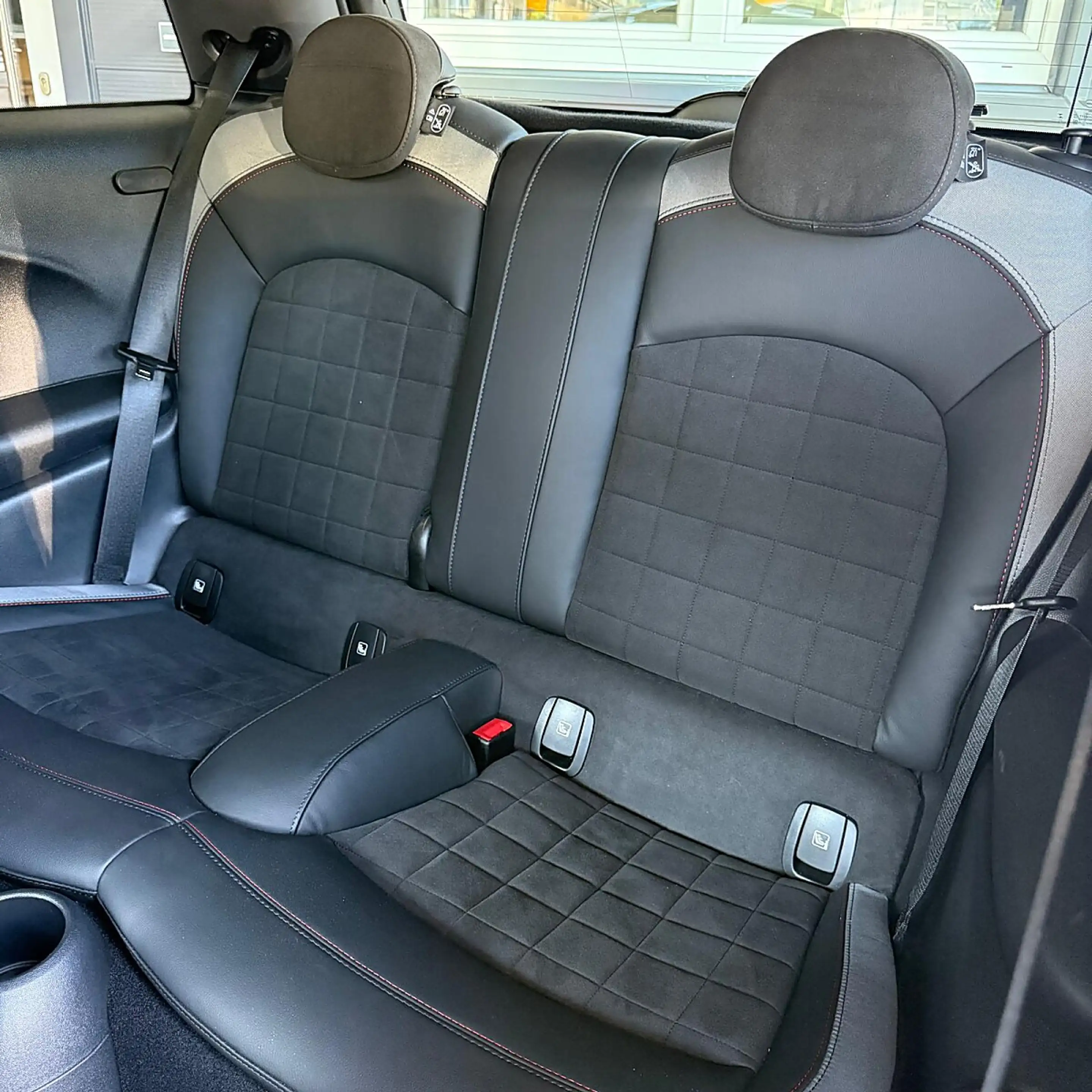 MINI John Cooper Works MINI John Cooper Works Aut. — photo 14