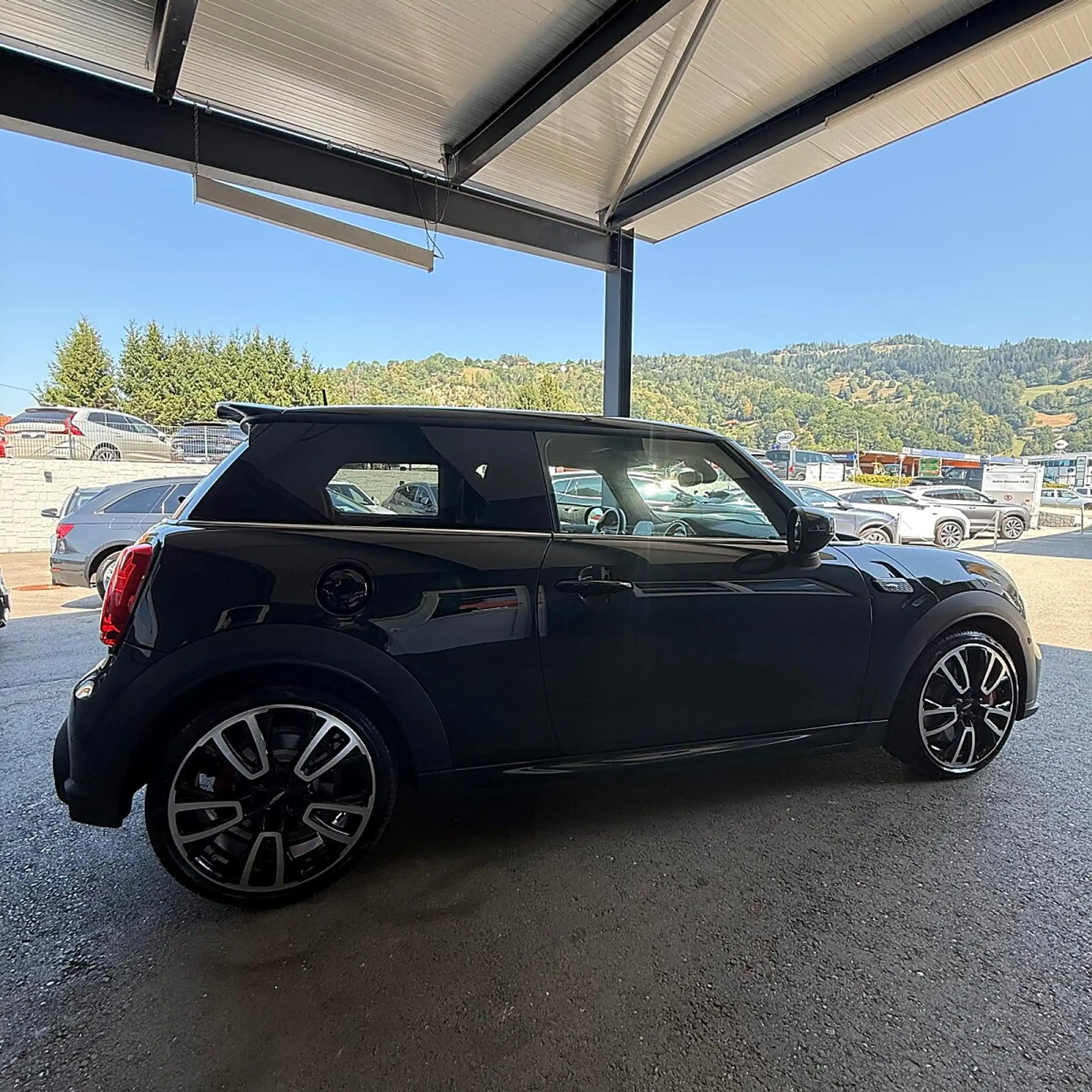 MINI John Cooper Works MINI John Cooper Works Aut. — photo 4