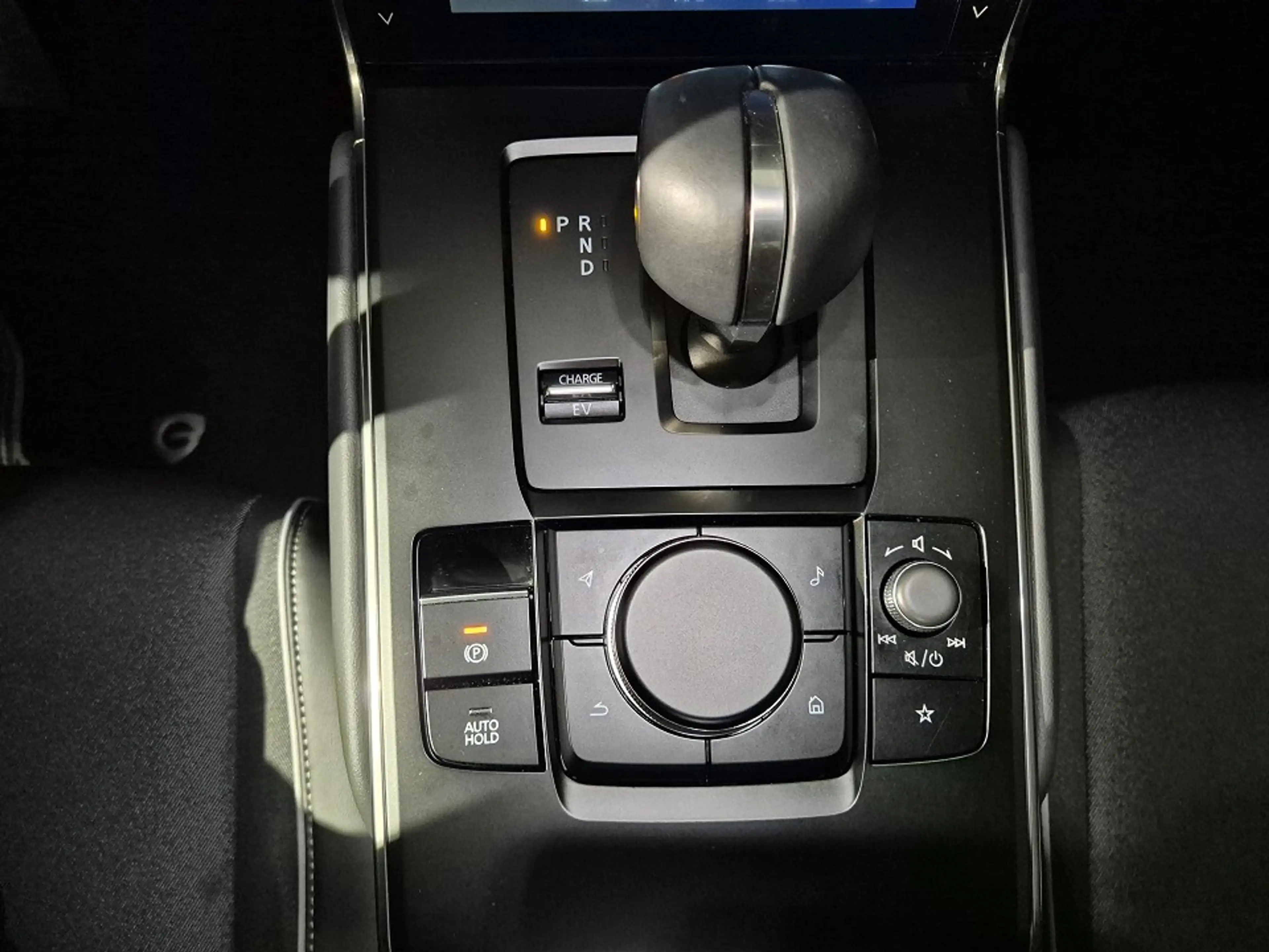 Mazda MX-30 R-EV Edition R/Glasdach/Bose/Matrix-LED/360 Grad C — photo 12