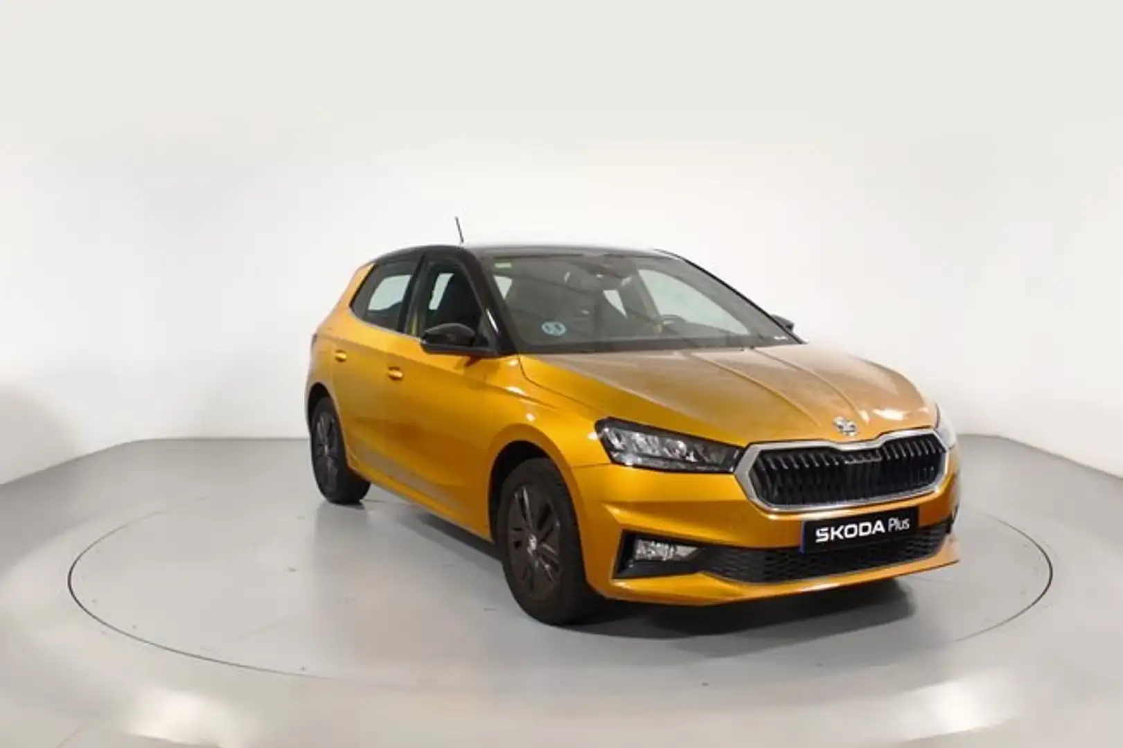 Skoda Fabia 1.0 TSI Style 81kW Naranja - 1
