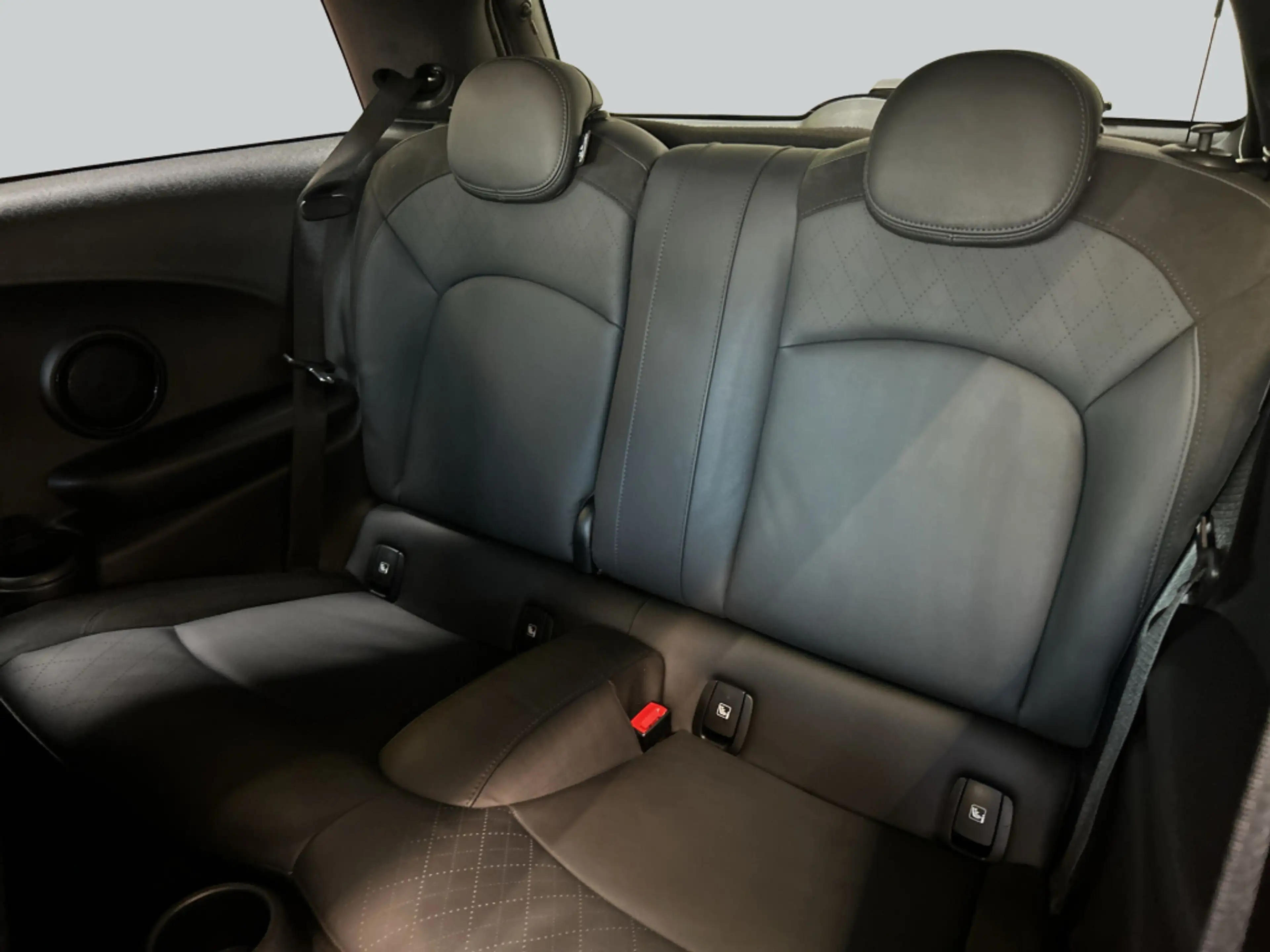 MINI Cooper SE Cooper SE Electric Trim LED Navi Rü-Kamera — photo 12