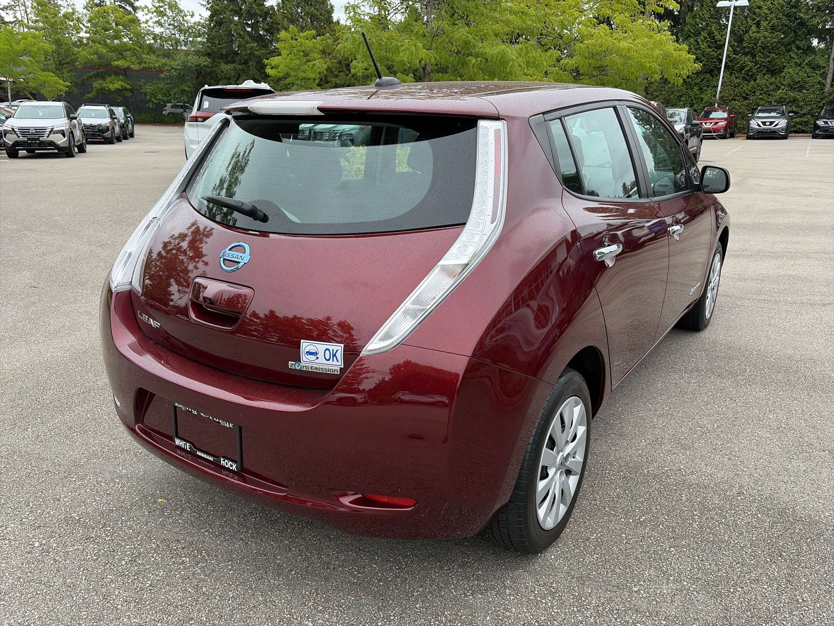 2016 Nissan Leaf Hatchback