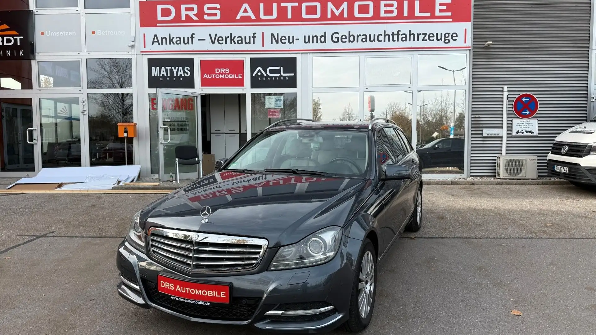 Mercedes-Benz C 250 T CDI BlueEfficiency 4Matic/Navi/Bi Xenon Gris - 1