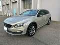 Volvo V60 Cross Country 2.0 d4 Pro geartronic Gris - thumbnail 3