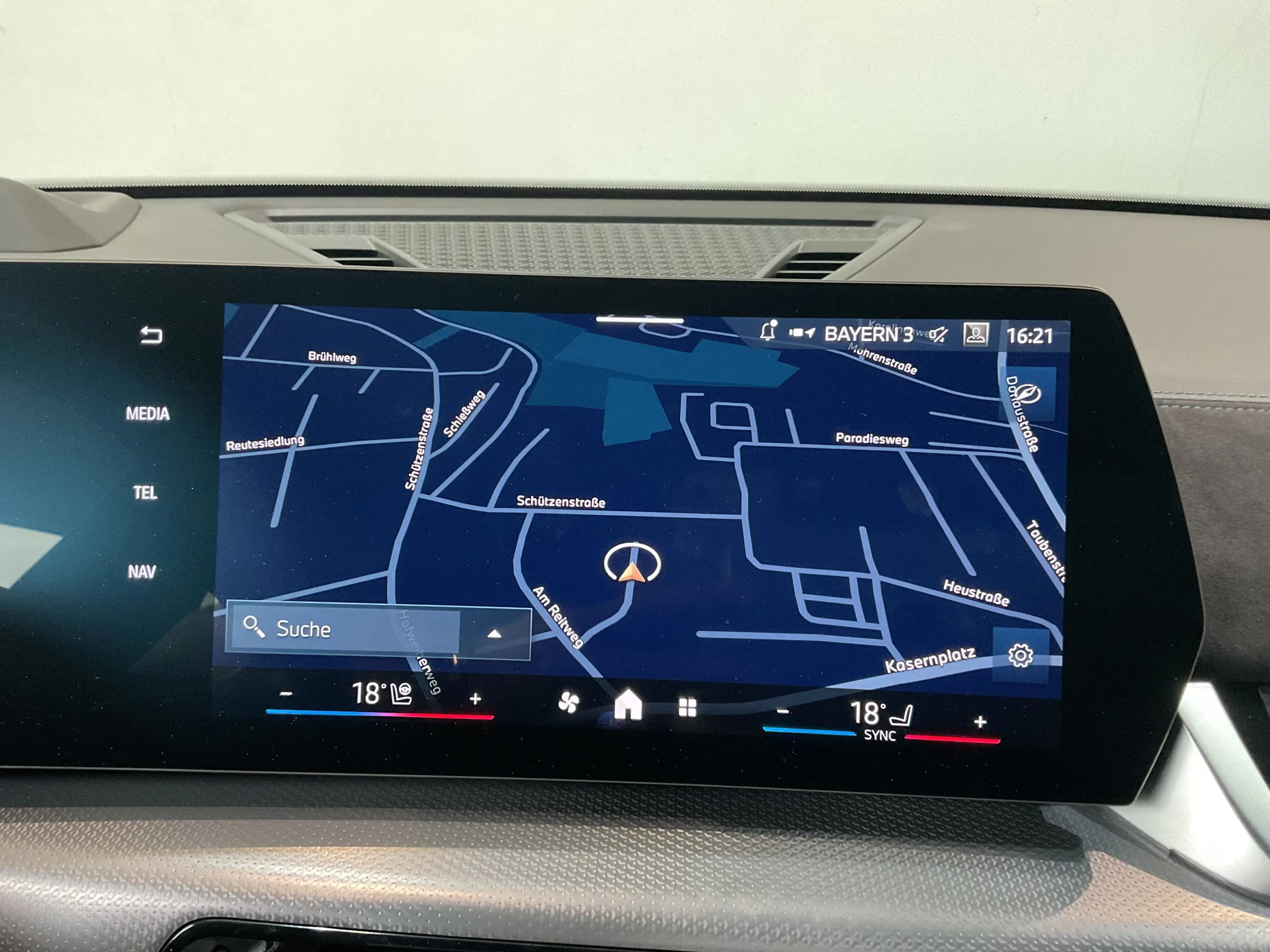 BMW iX2 xDrive30 |M Sportpaket |Aktivsitz |19 M LMR — photo 5