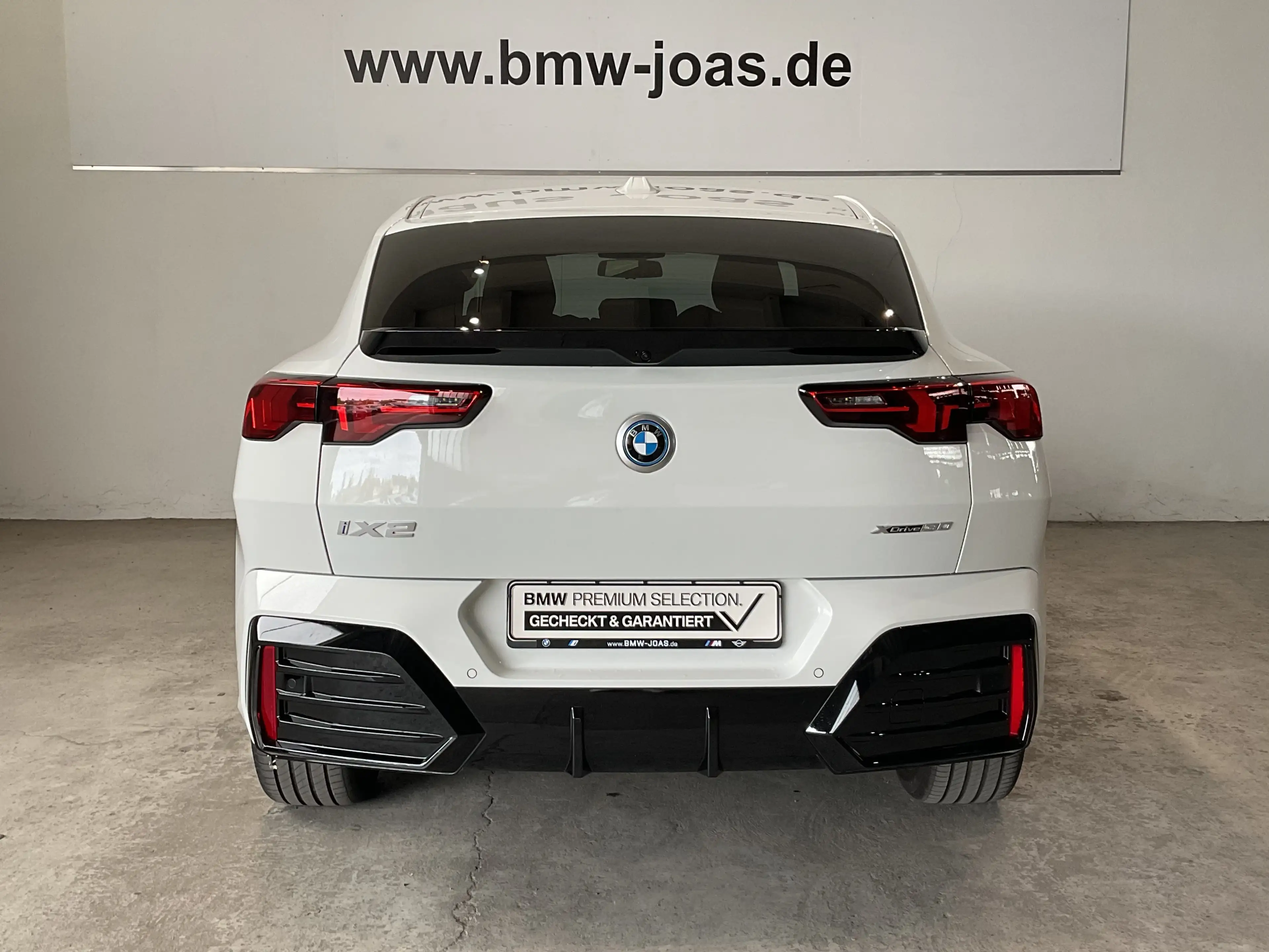 BMW iX2 xDrive30 |M Sportpaket |Aktivsitz |19 M LMR — photo 15