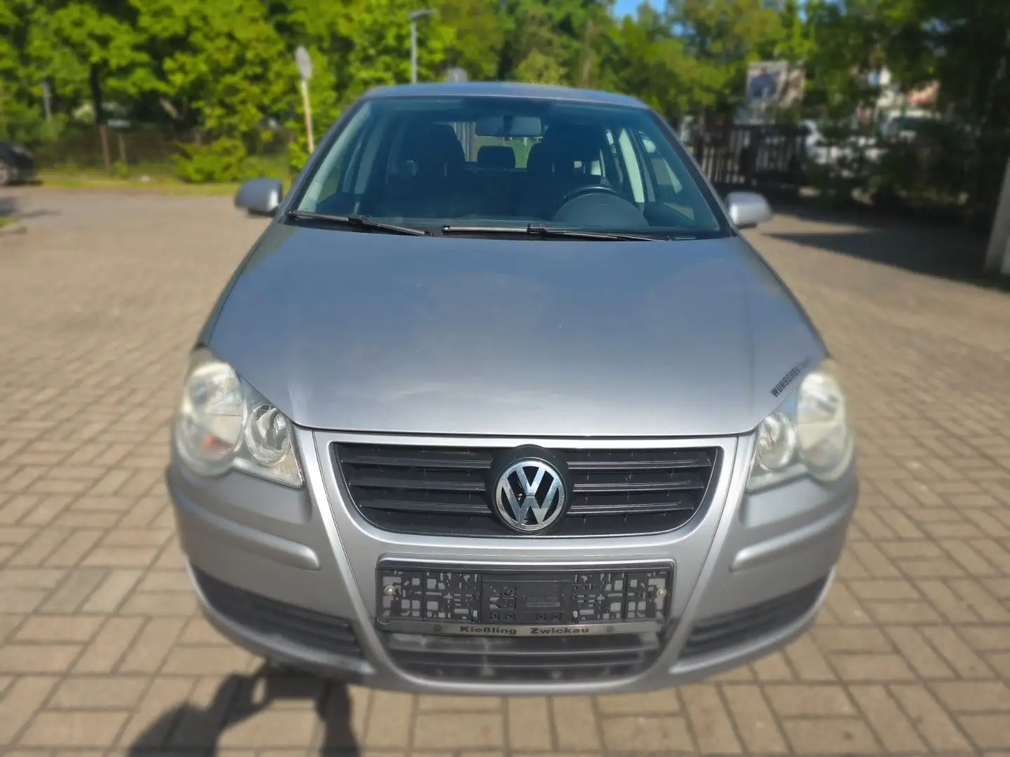 Volkswagen Polo IV United Silber - 2
