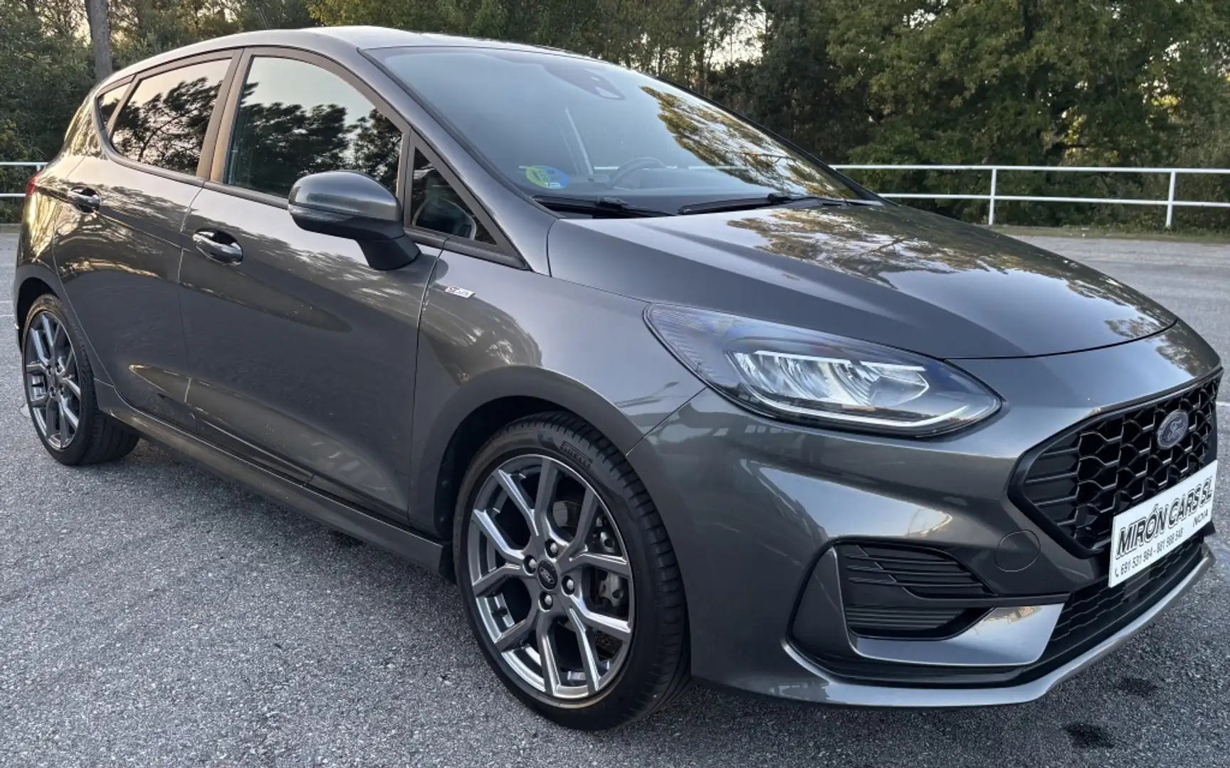 Ford Fiesta 1.0 EcoBoost MHEV ST Line 125 Gris - 2