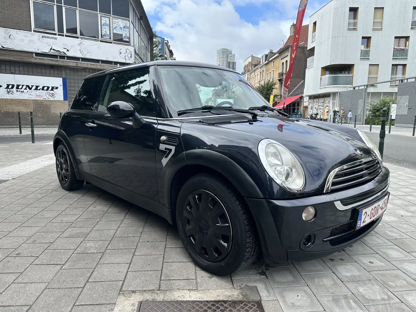 MINI Cooper Seven - 1