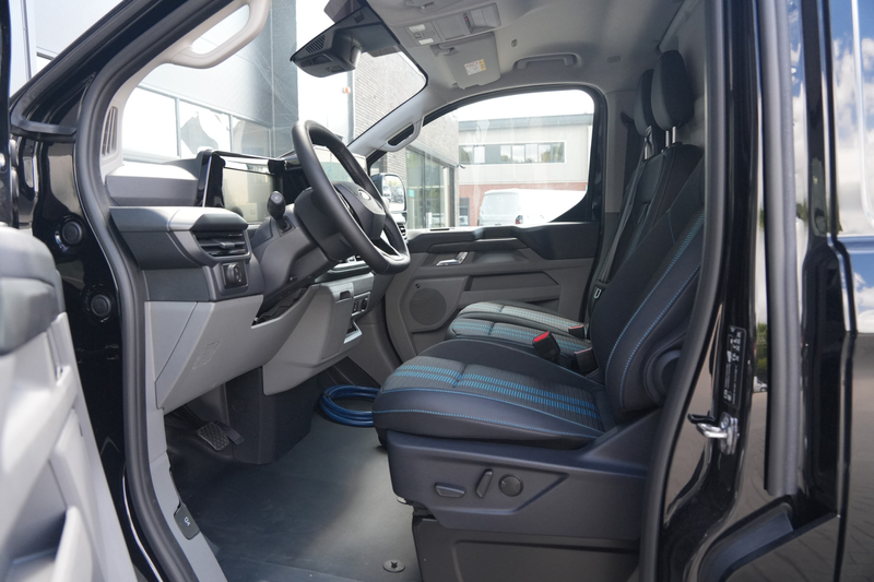 Ford Transit Custom E-Transit 340 L2H1 Sport 71 kWh 218pk - ACC - B&O — photo 10