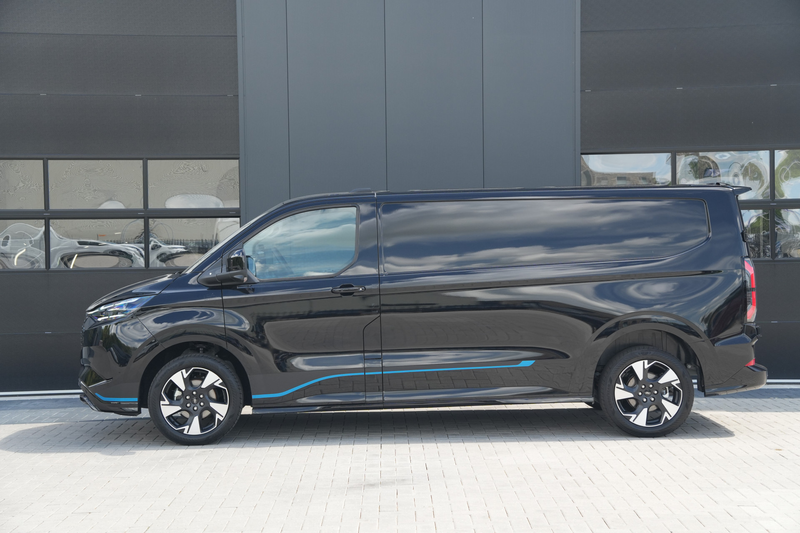 Ford Transit Custom E-Transit 340 L2H1 Sport 71 kWh 218pk - ACC - B&O — photo 9